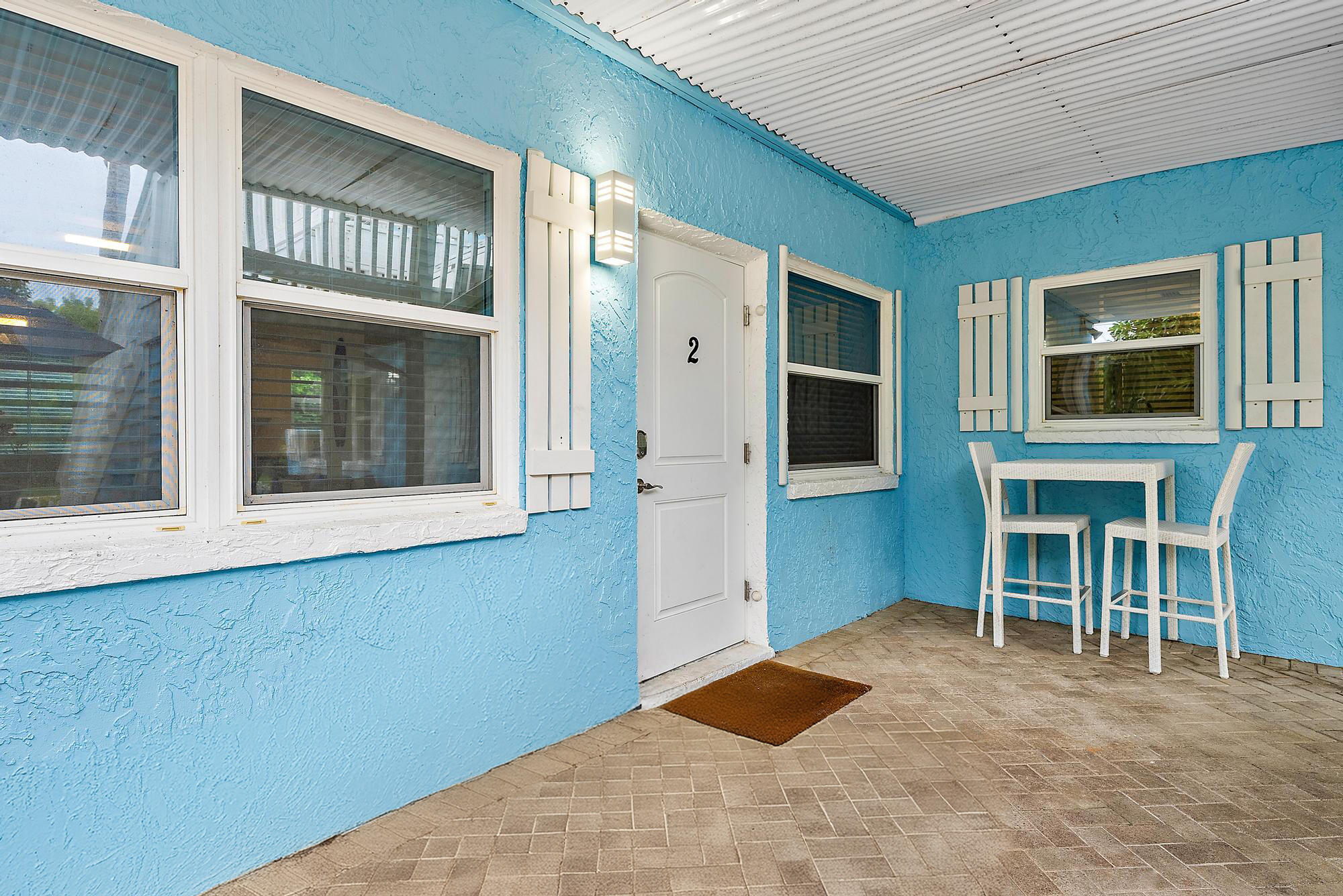 2507 N Ocean Drive Property Photo 18