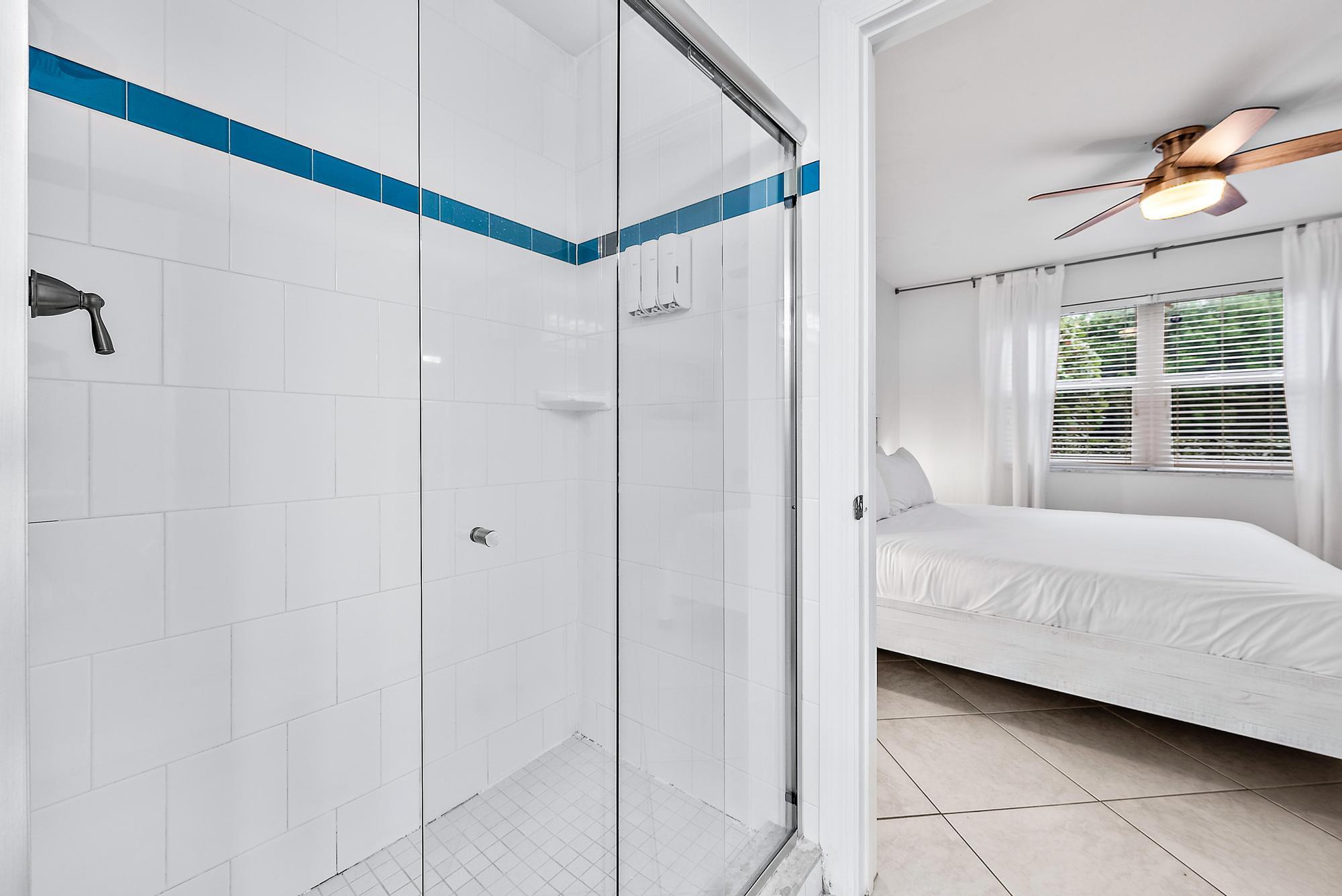 2507 N Ocean Drive Property Photo 30