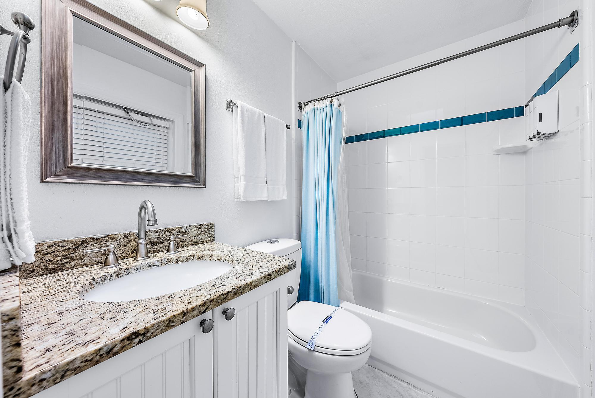2507 N Ocean Drive Property Photo 61