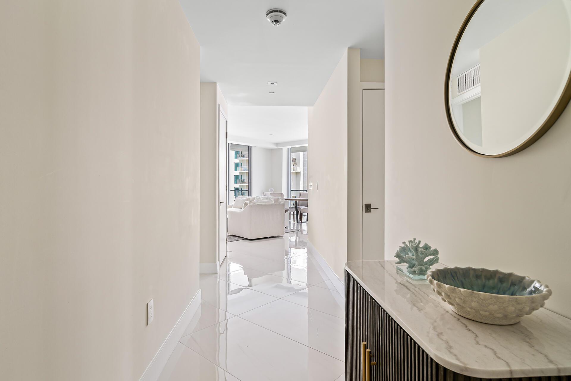 3100 N Ocean Drive H-1409 Property Photo 26