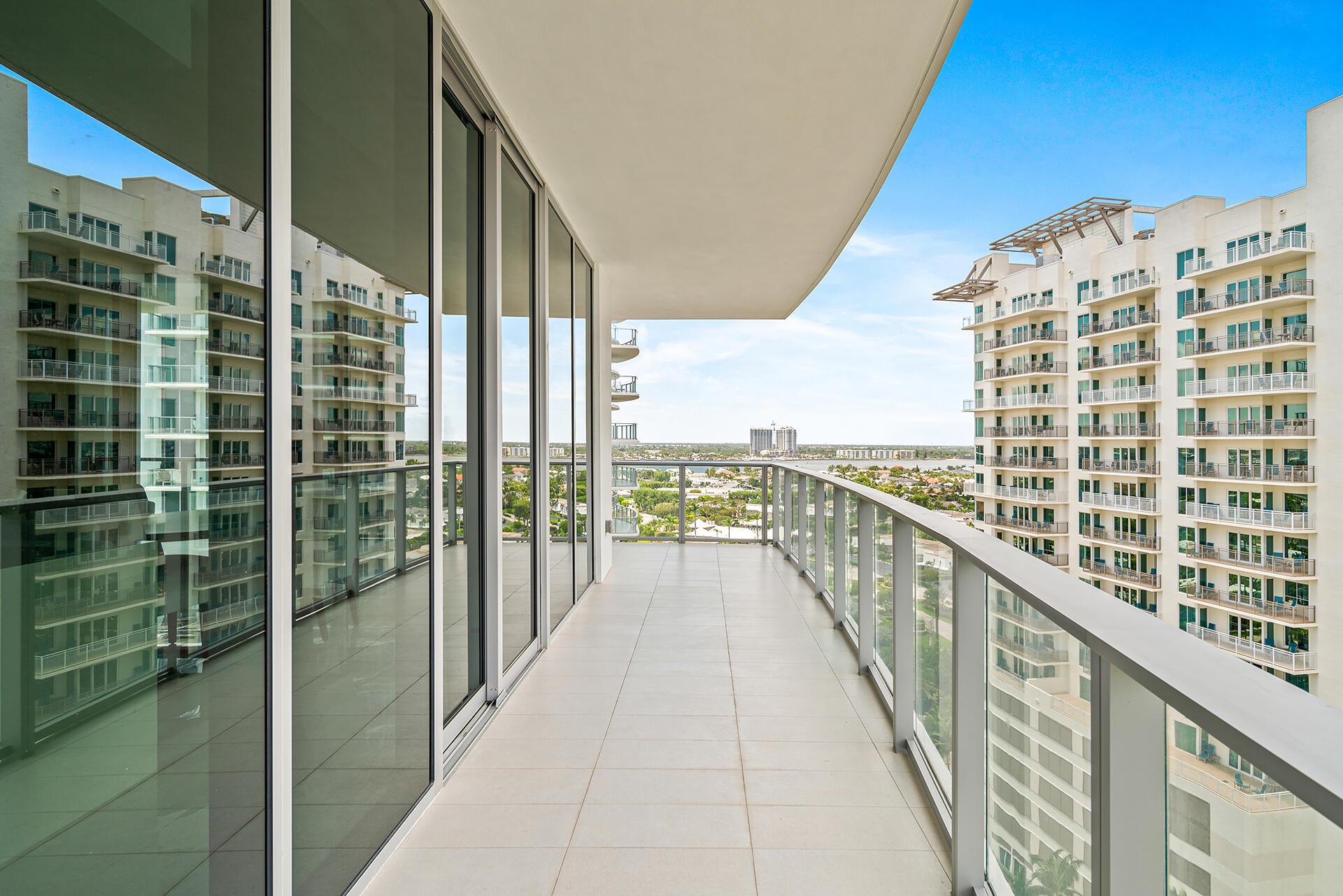 3100 N Ocean Drive H-1409 Property Photo 31
