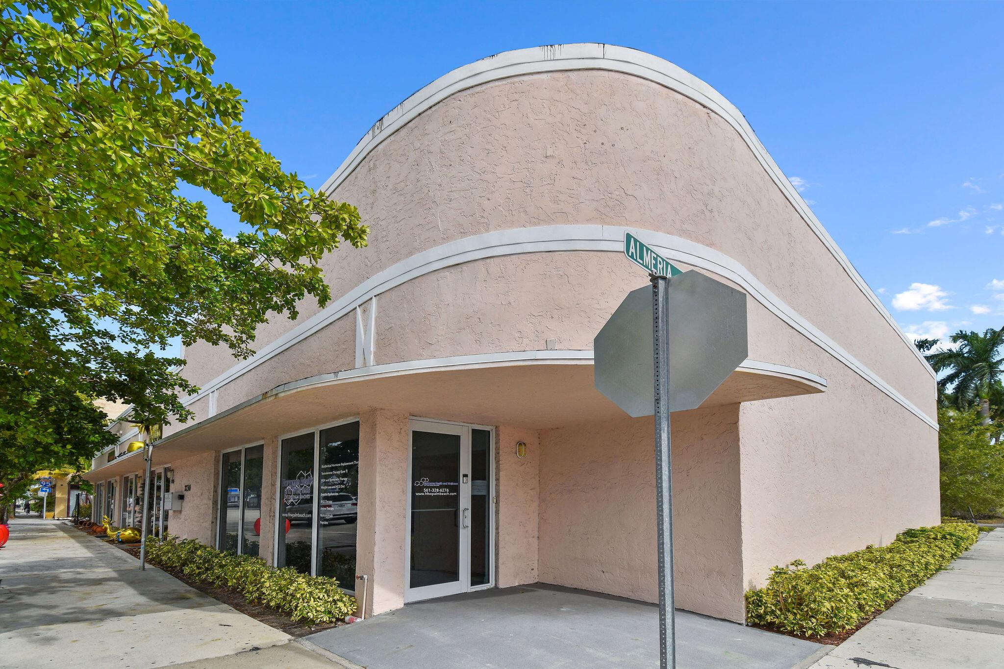 2730 S Dixie Highway Property Photo 4