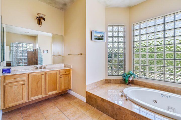 2117 N Suzanne Circle Property Photo 16