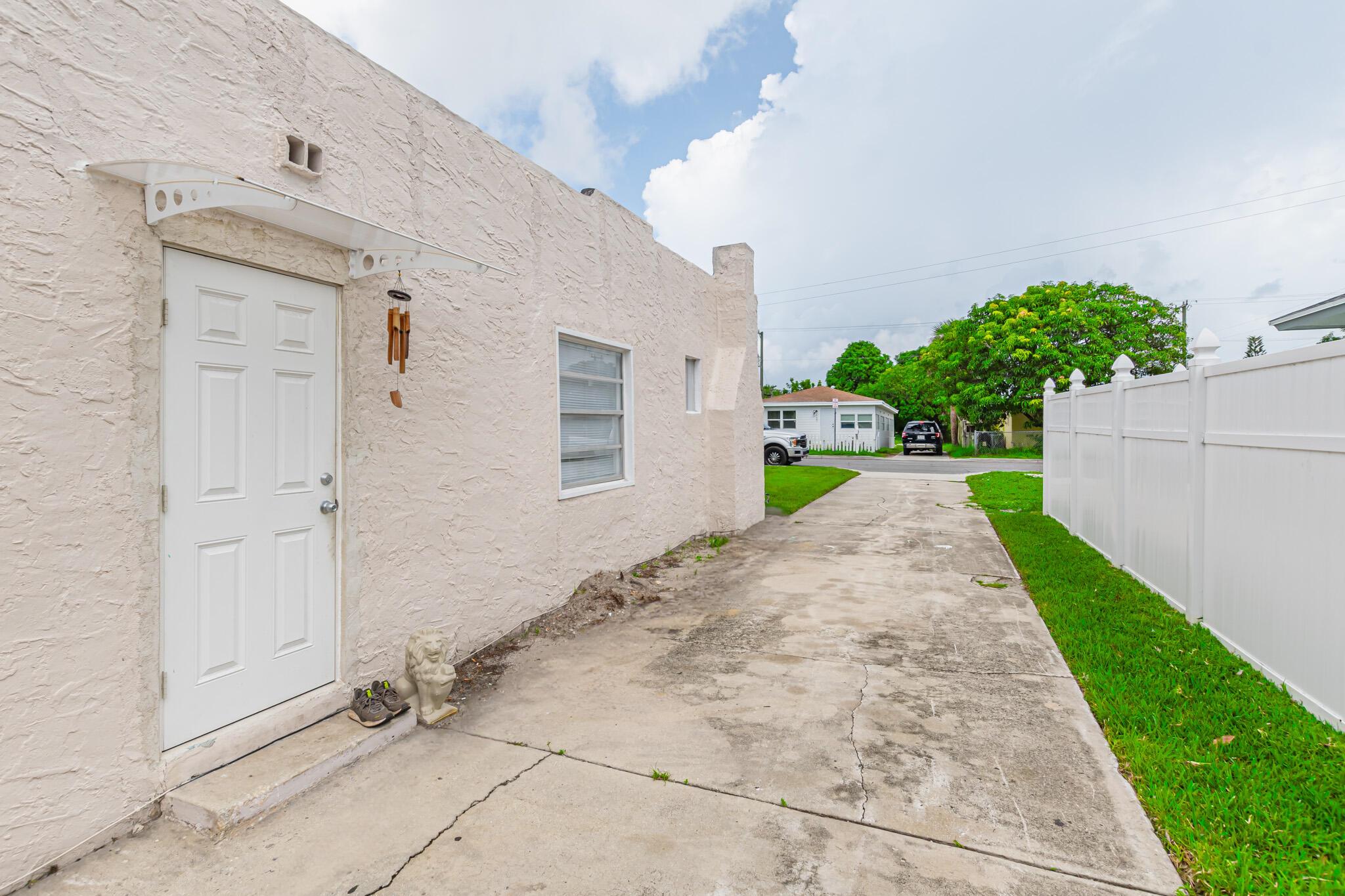 Property Photo 31