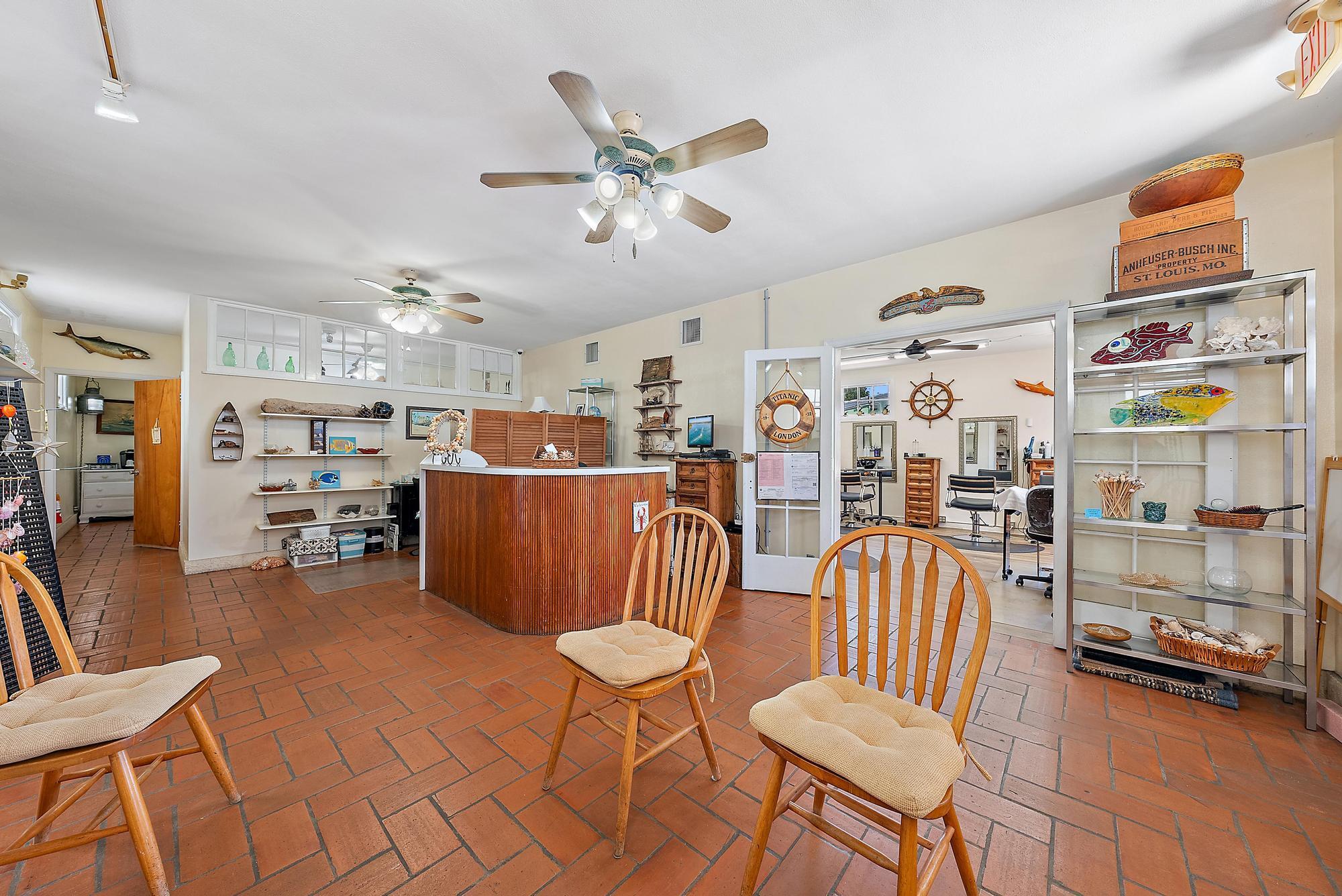 5909 S Dixie Highway Property Photo 11