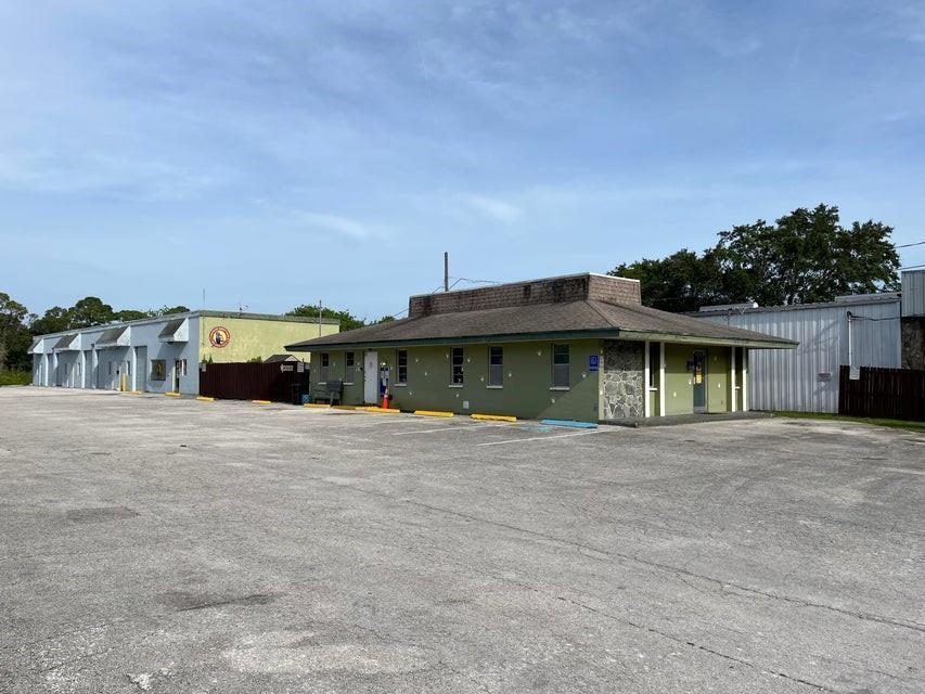 3802 Oleander Avenue Property Photo 2