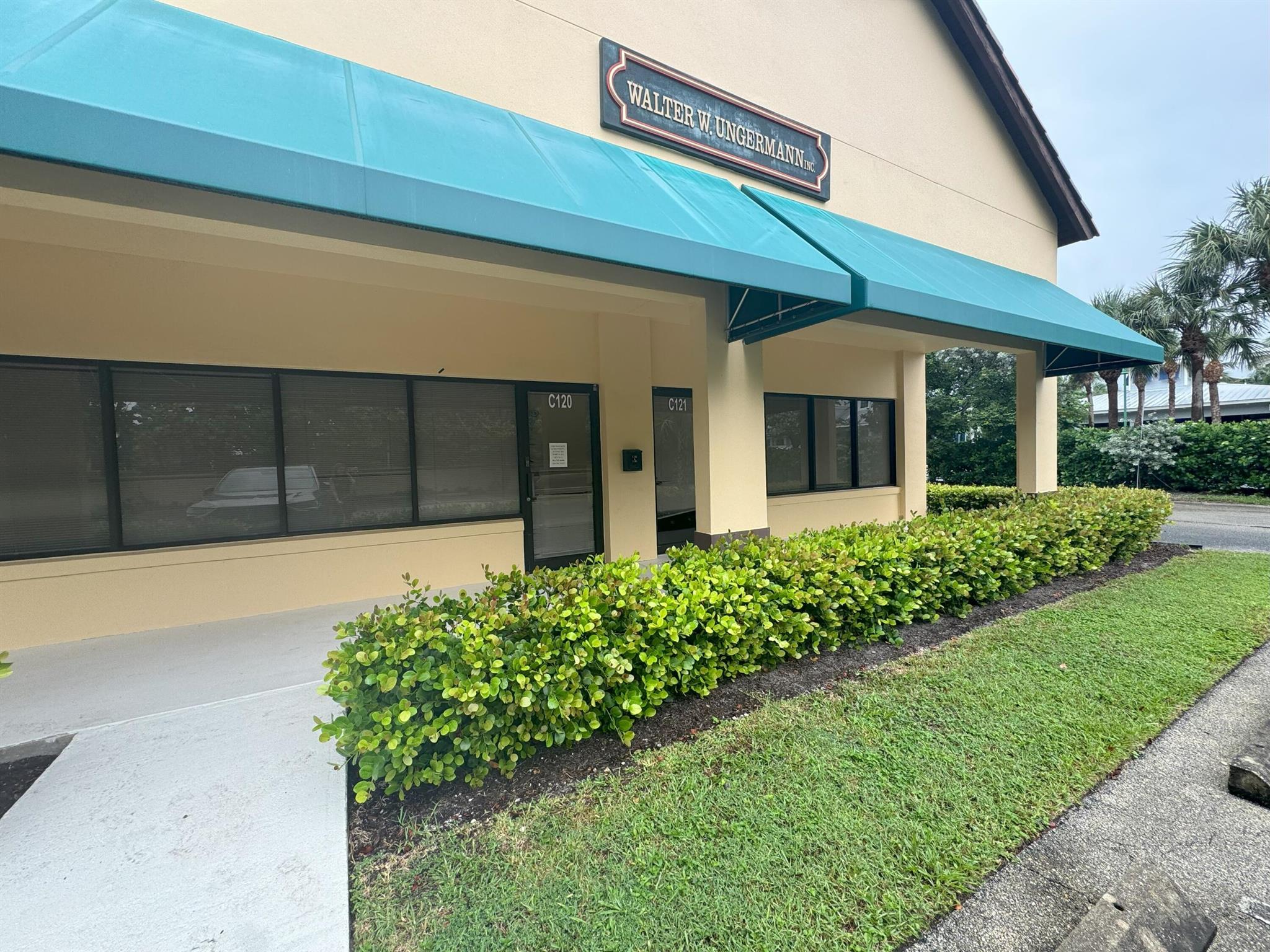 725 N Highway A1a C120 Property Photo
