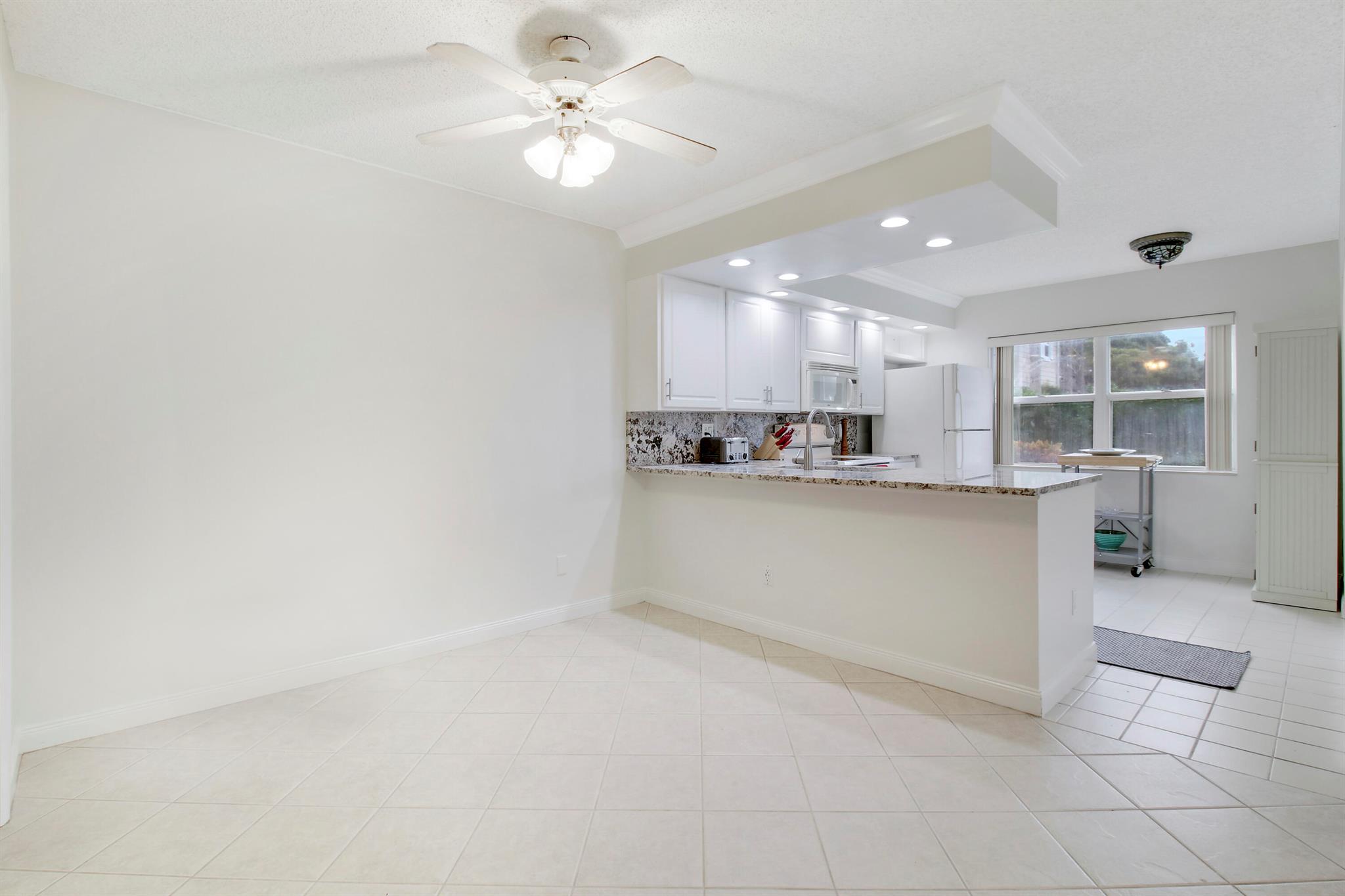 3101 Hayden Court Property Photo 5