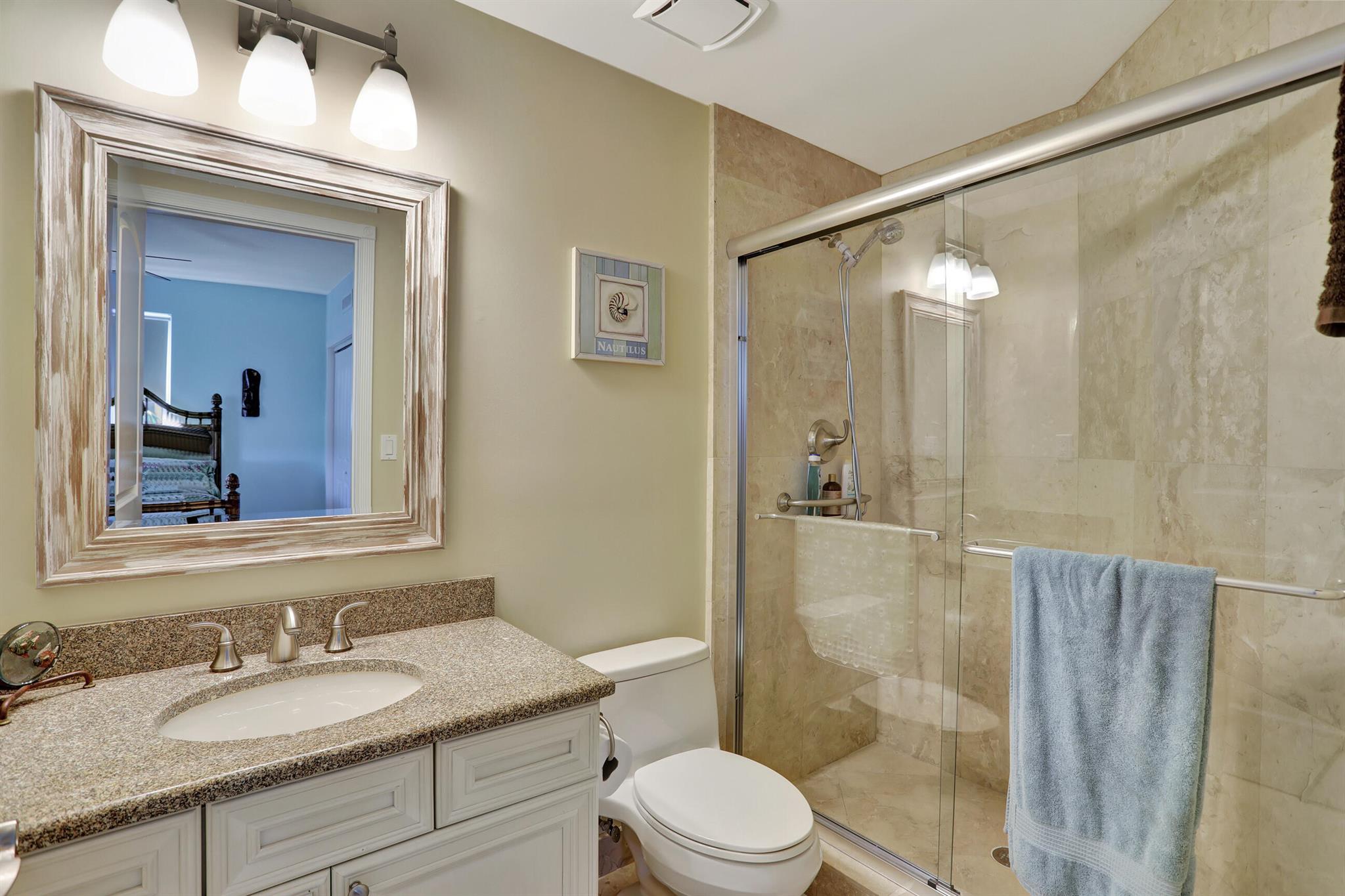 1424 Se 12th Street 3a Property Photo 35