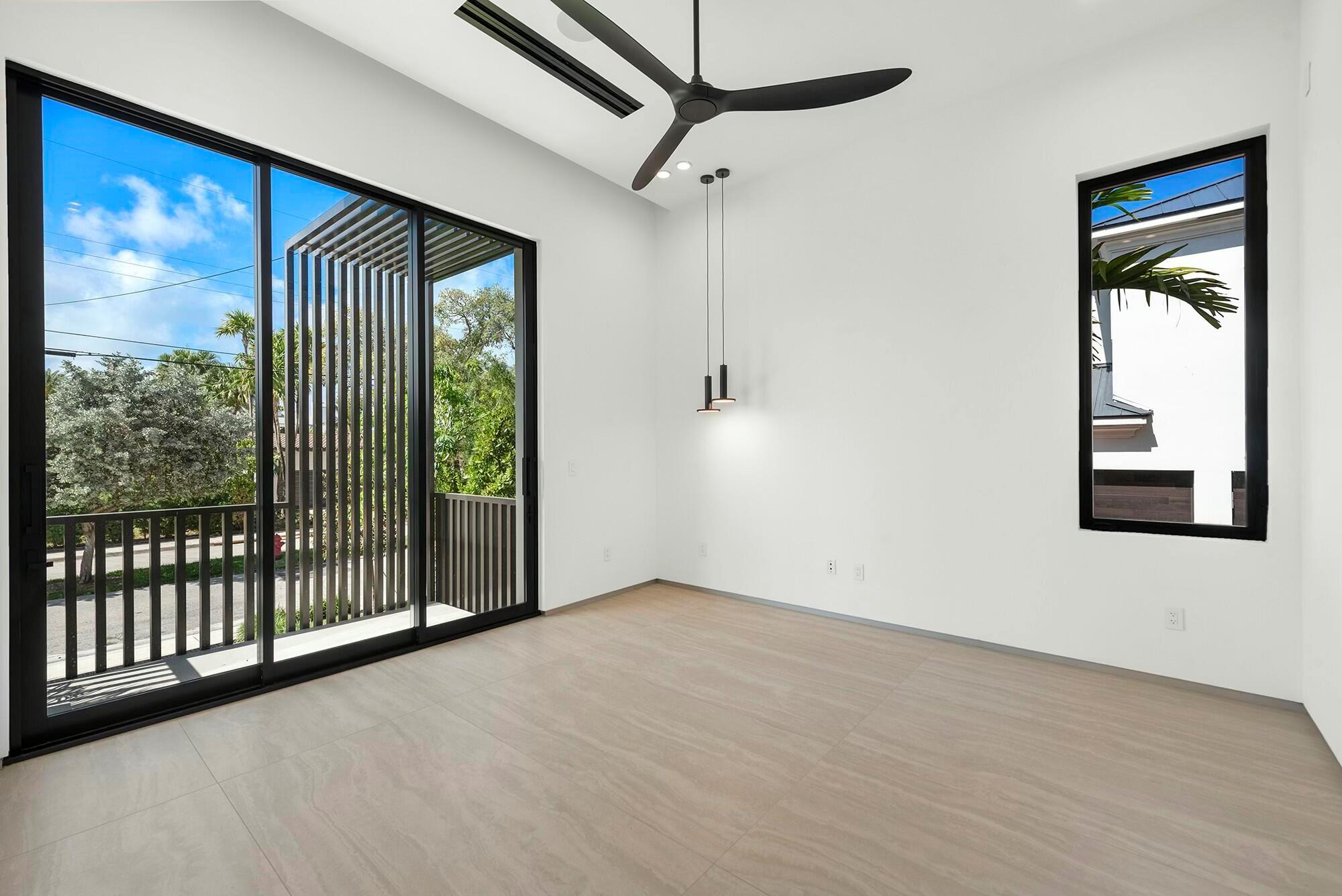 724 Riviera Isle Property Photo 49