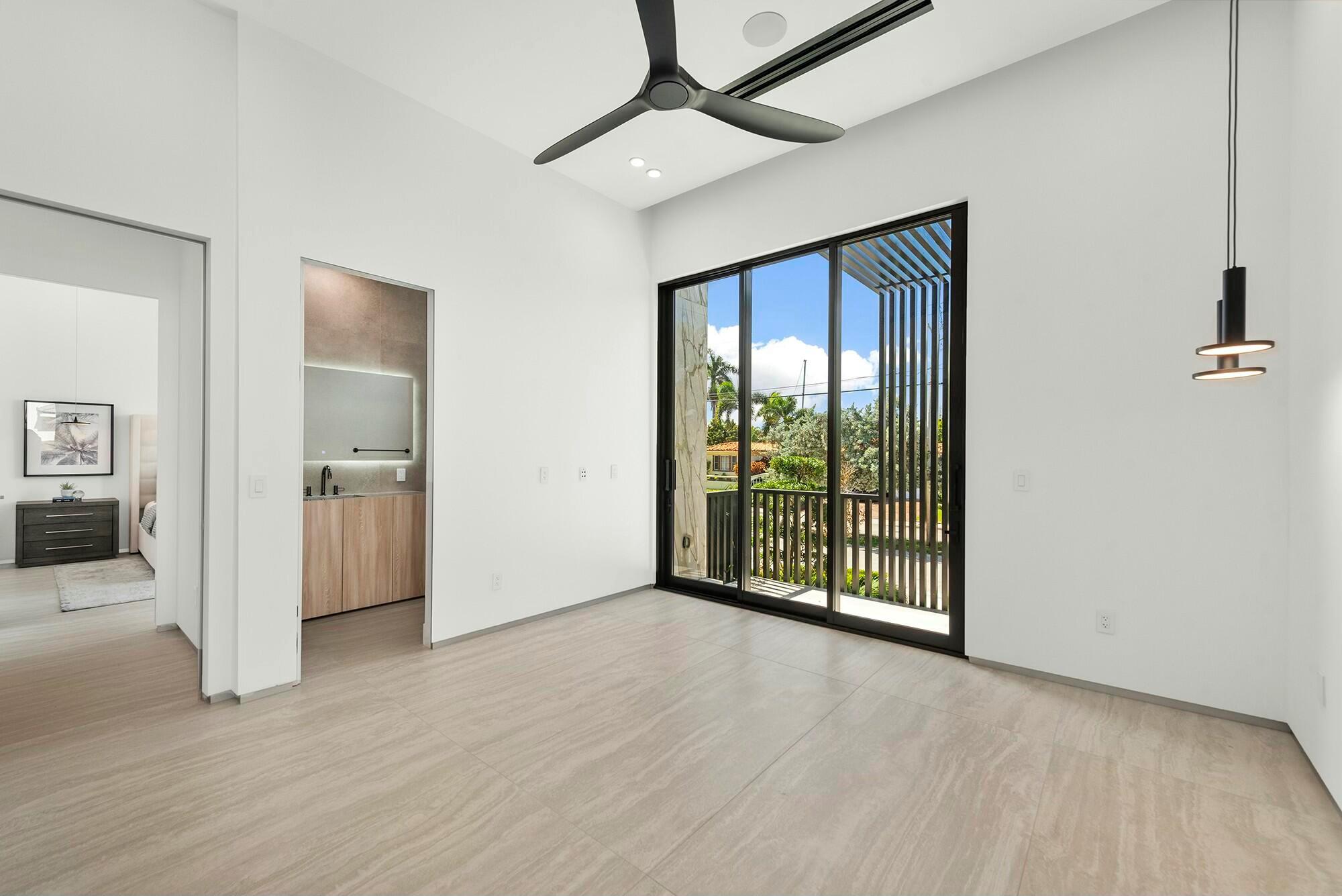 724 Riviera Isle Property Photo 51