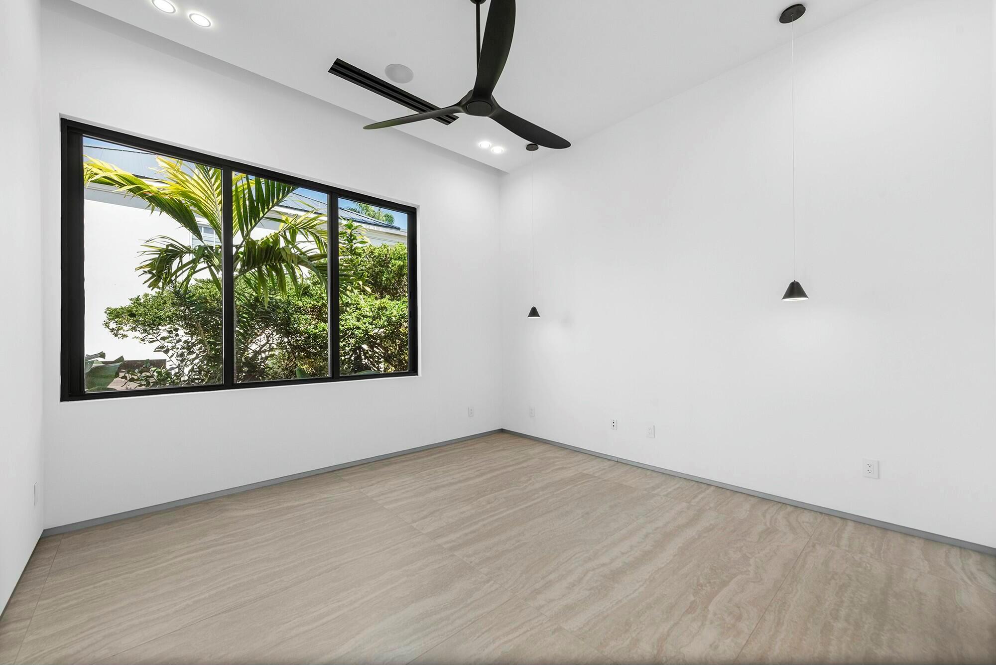 724 Riviera Isle Property Photo 53
