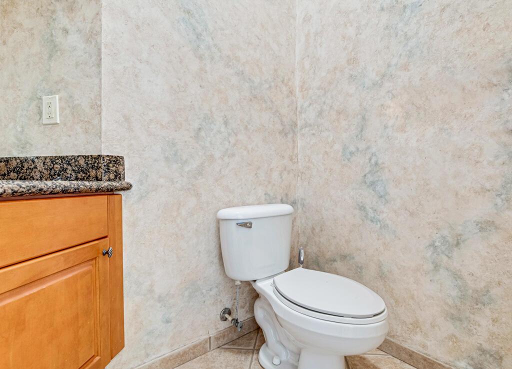 2704 Treasure Cove Circle Property Photo 33