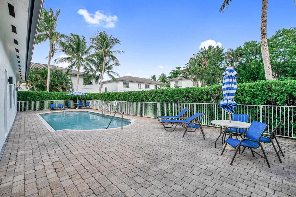 2704 Treasure Cove Circle Property Photo 43