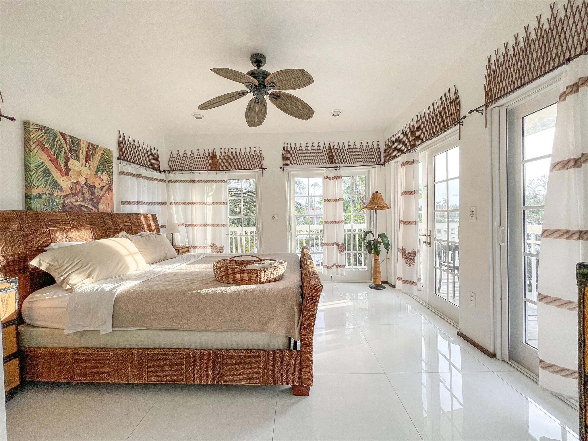 2300 Castilla Isle Isle Property Photo 15