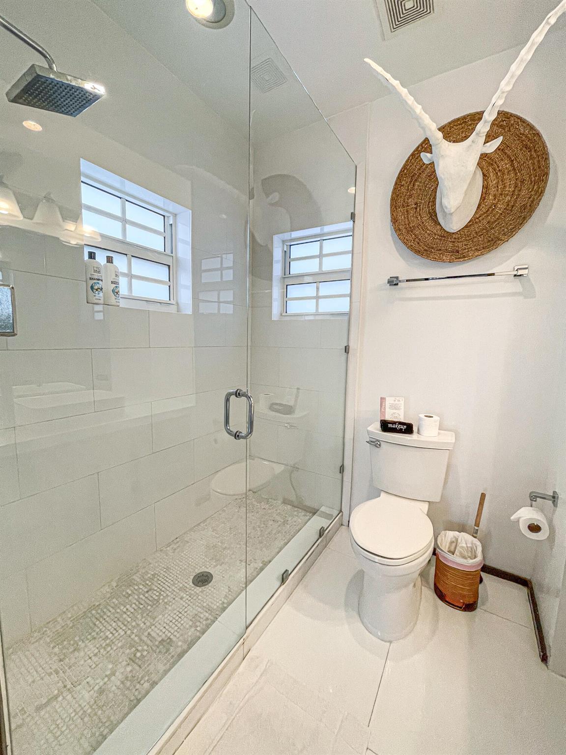 2300 Castilla Isle Isle Property Photo 18