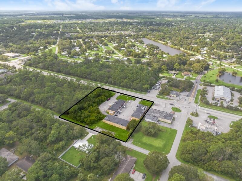 5180 Turnpike Feeder Road 5180 /1-15 Property Photo 8