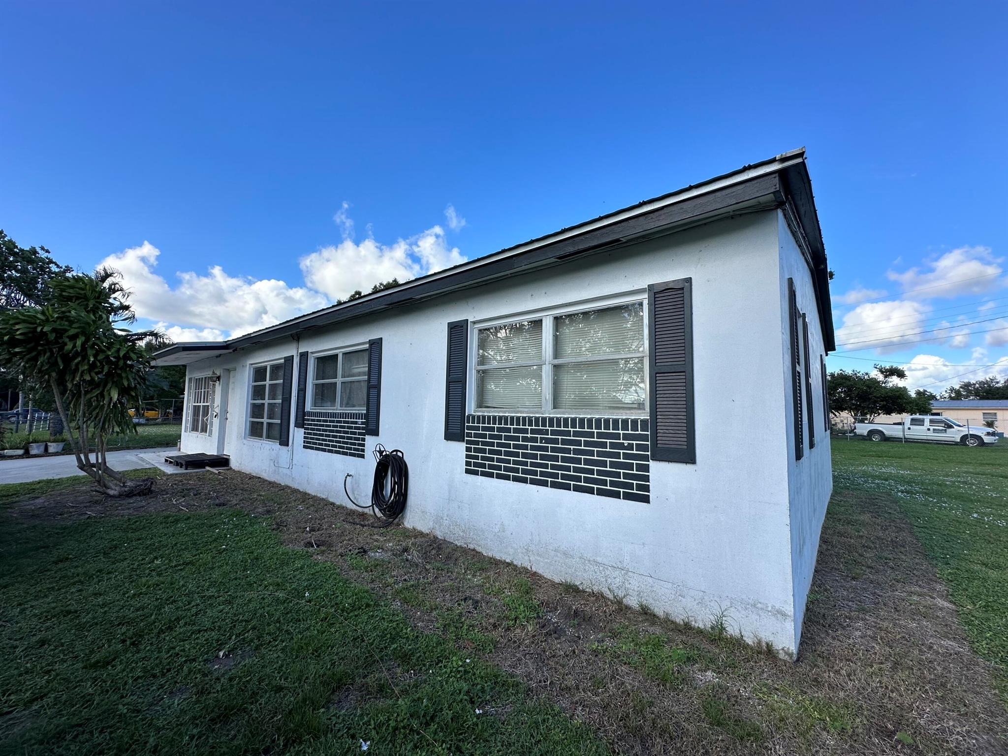 15875 Sw Osceola Street Property Photo