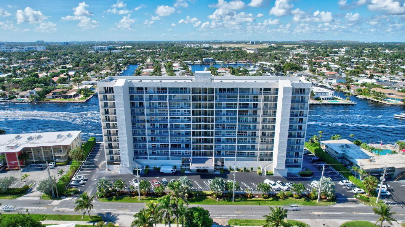 521 N Riverside Drive 1207