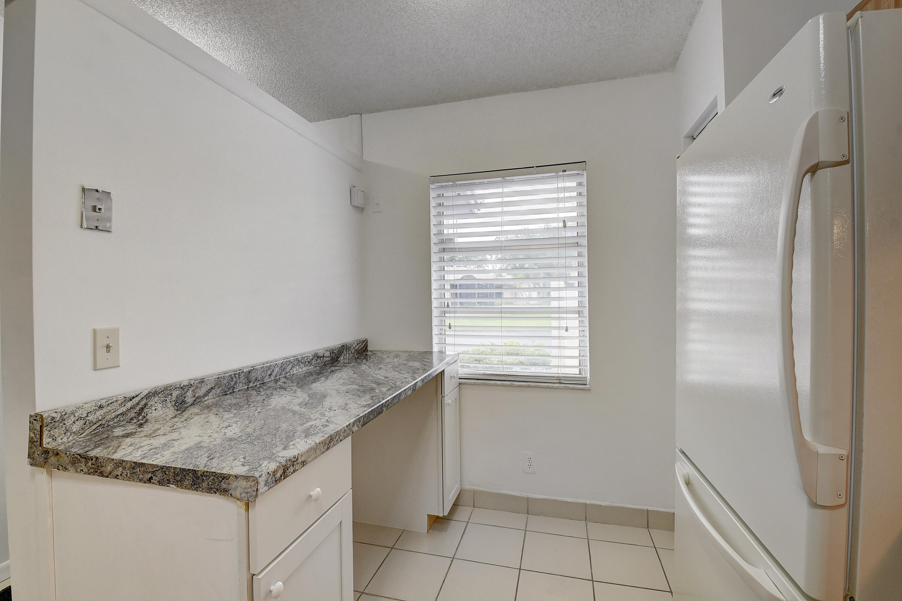 18756 Schooner Drive B Property Photo 13