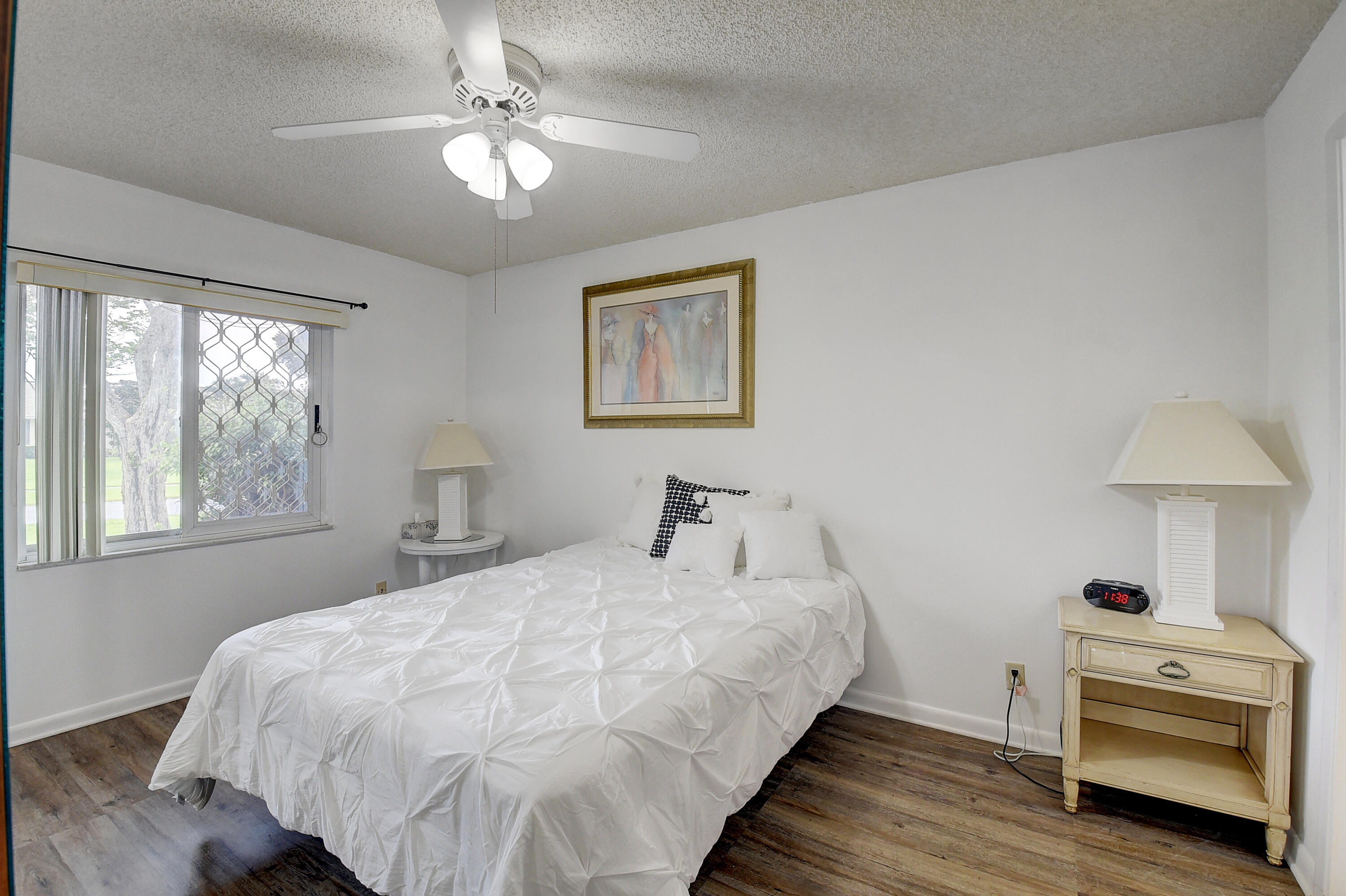 18756 Schooner Drive B Property Photo 14