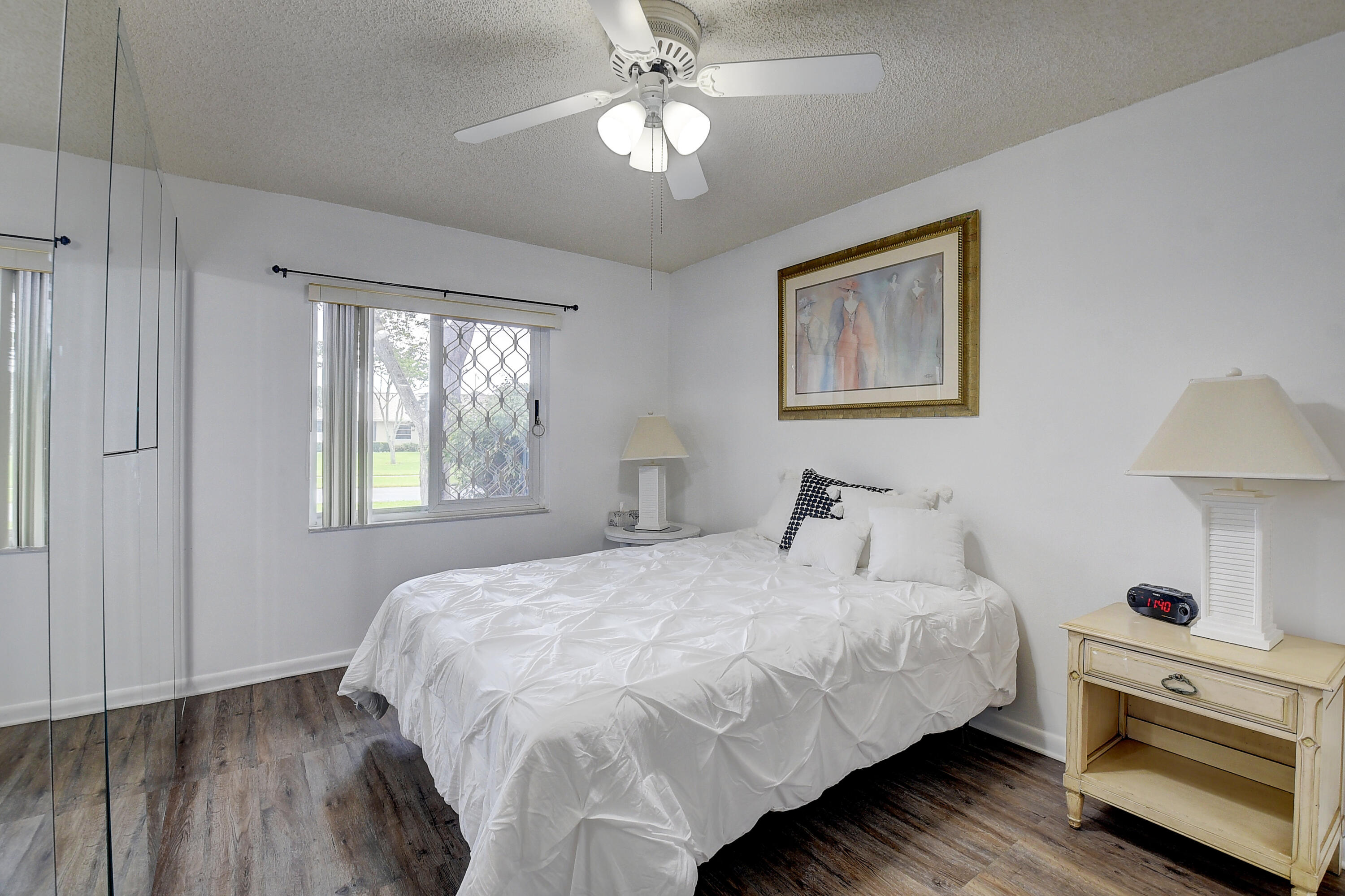 18756 Schooner Drive B Property Photo 17