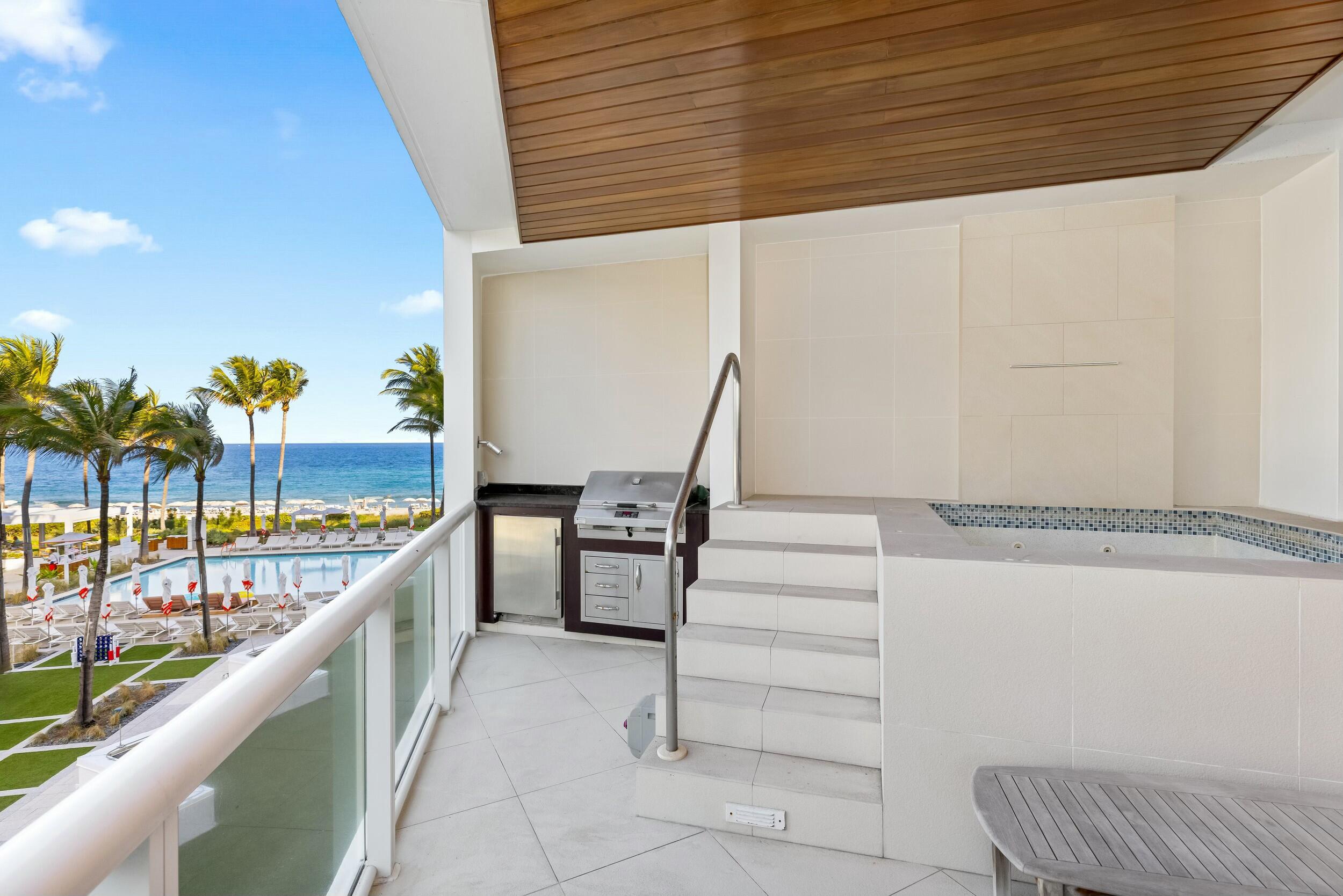 1000 S Ocean Boulevard 208 Property Photo 10