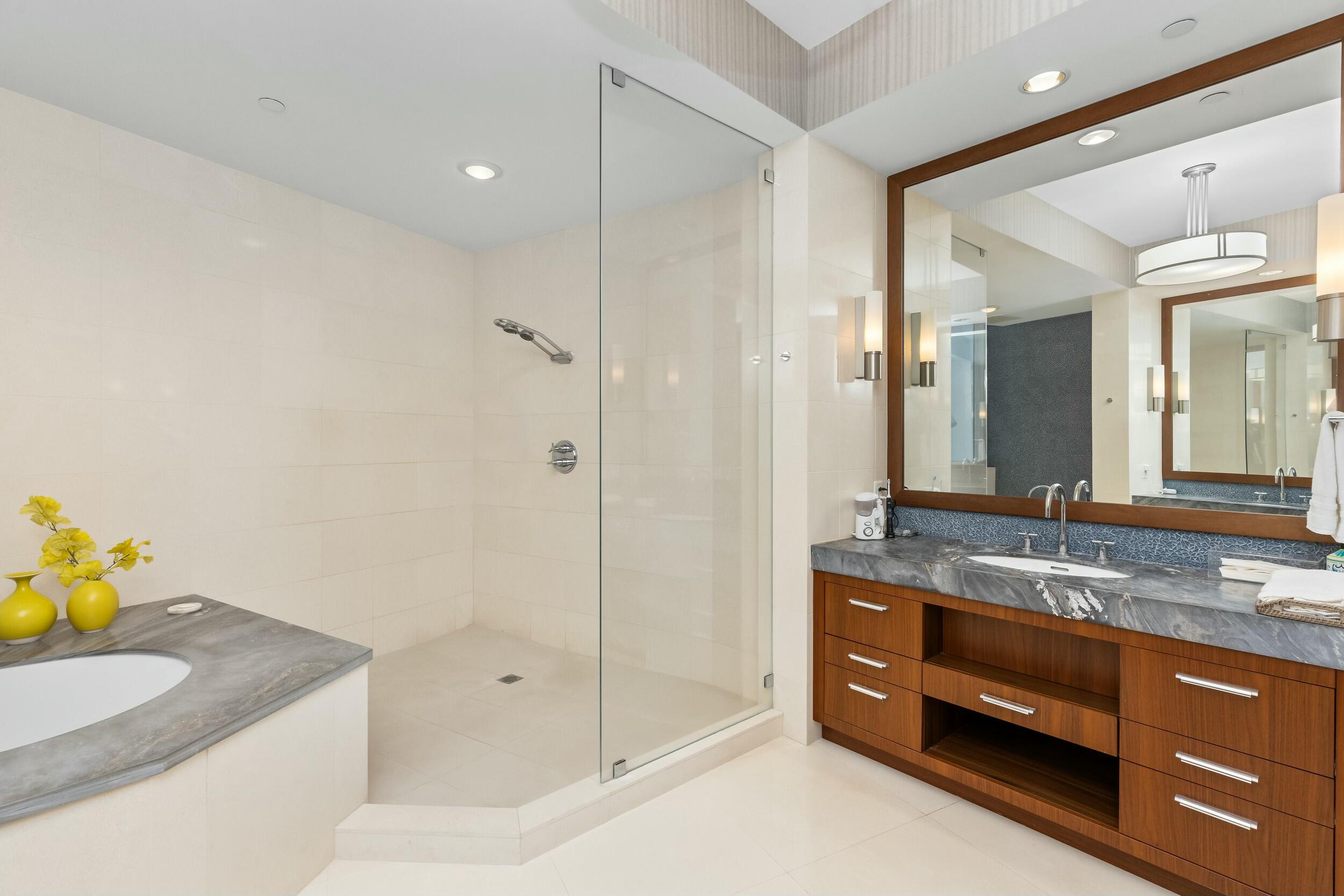 1000 S Ocean Boulevard 208 Property Photo 18