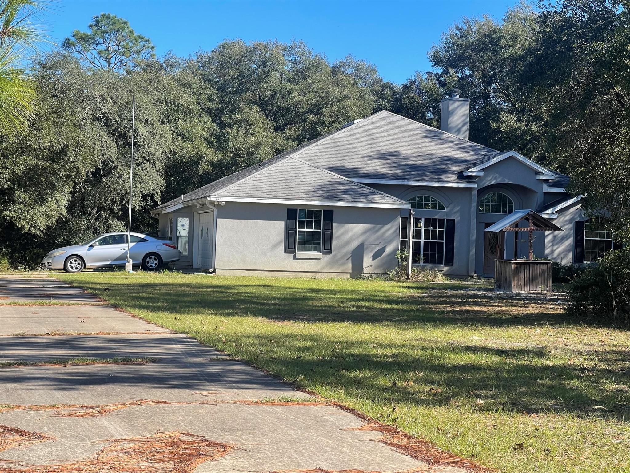 7681 Helena Court Property Photo 1