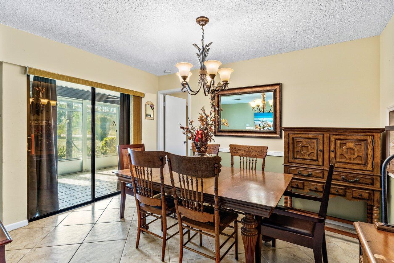 3709 Hertford Court Property Photo 5