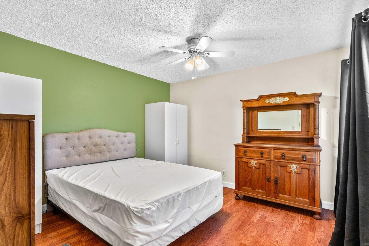 3709 Hertford Court Property Photo 15