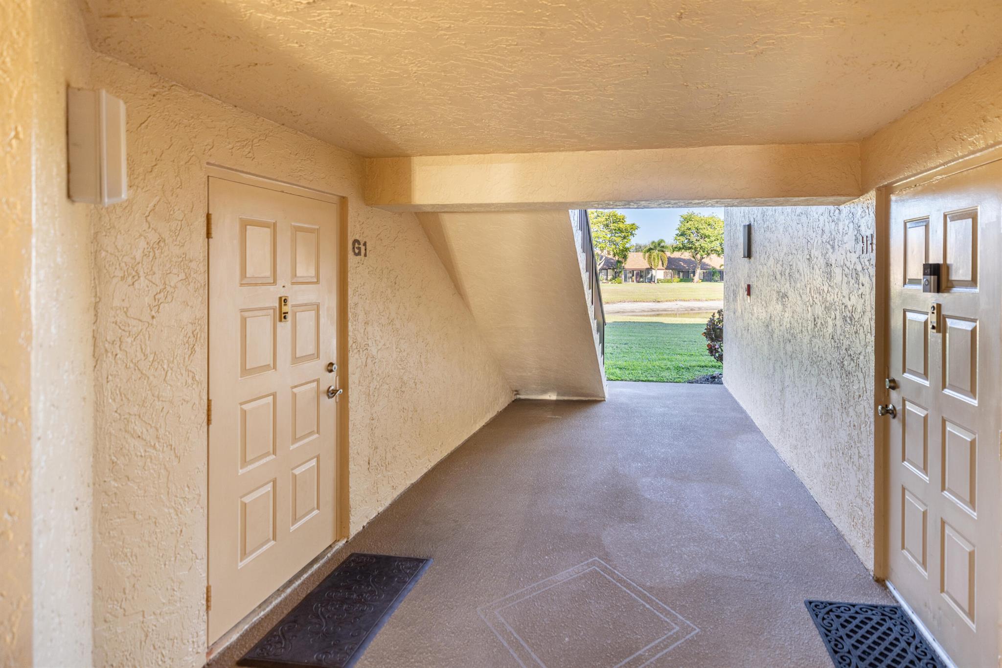 811 Sky Pine Way G1 Property Photo 3
