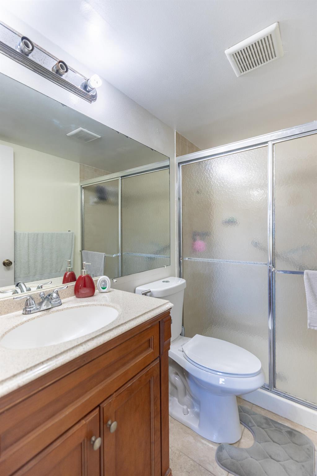 811 Sky Pine Way G1 Property Photo 16