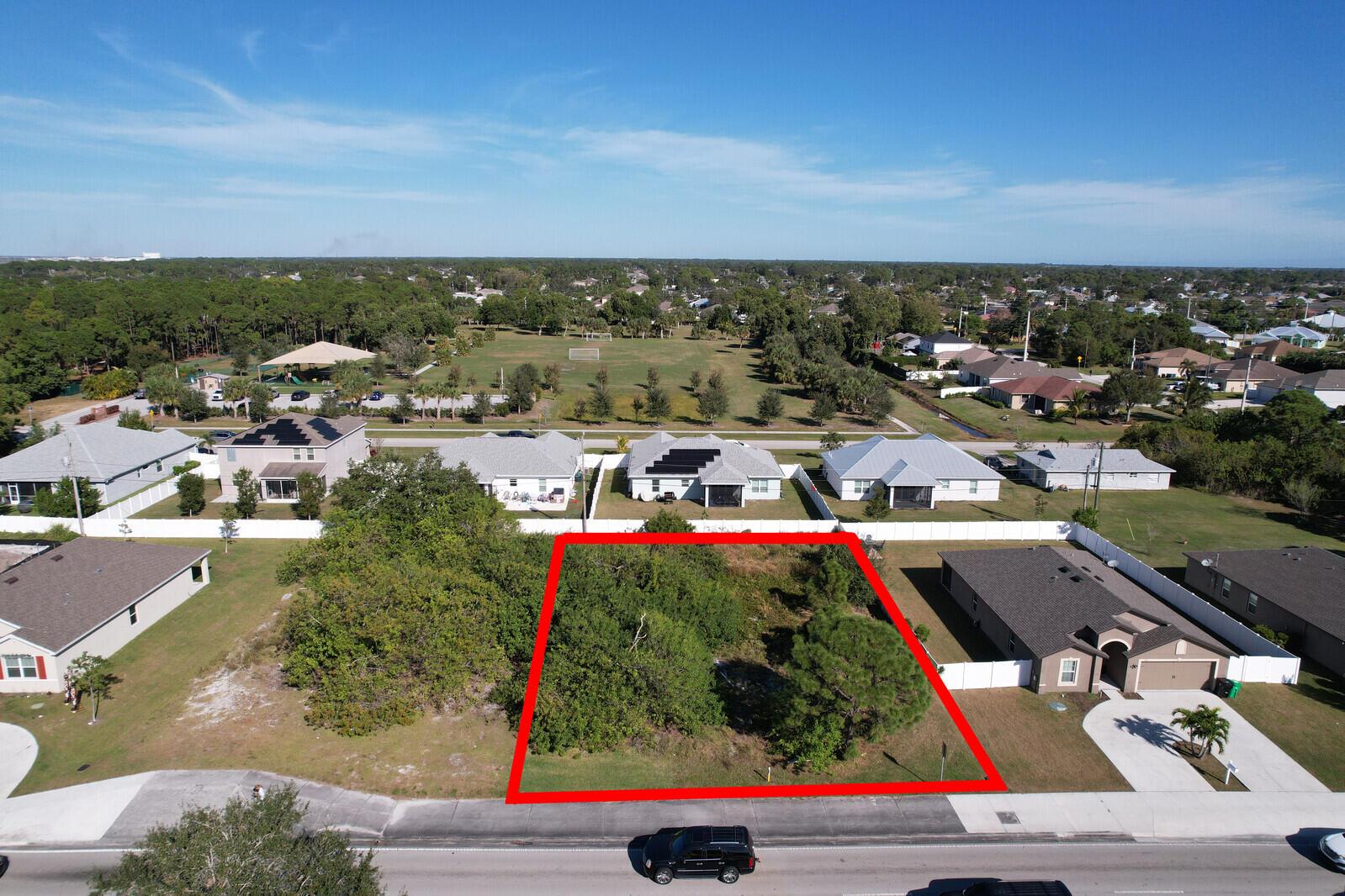 1431 Sw Becker Road Property Photo 1