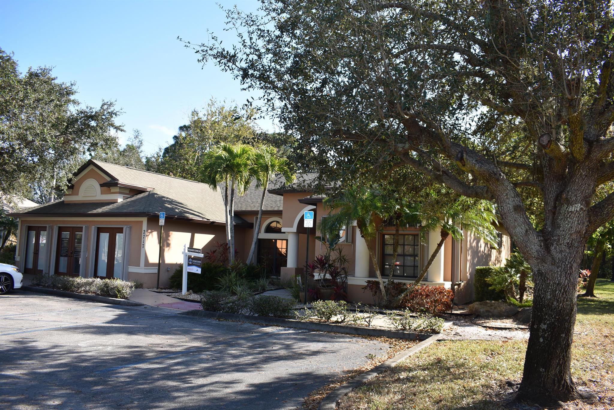 1186 Sw Gatlin Boulevard Property Photo 7