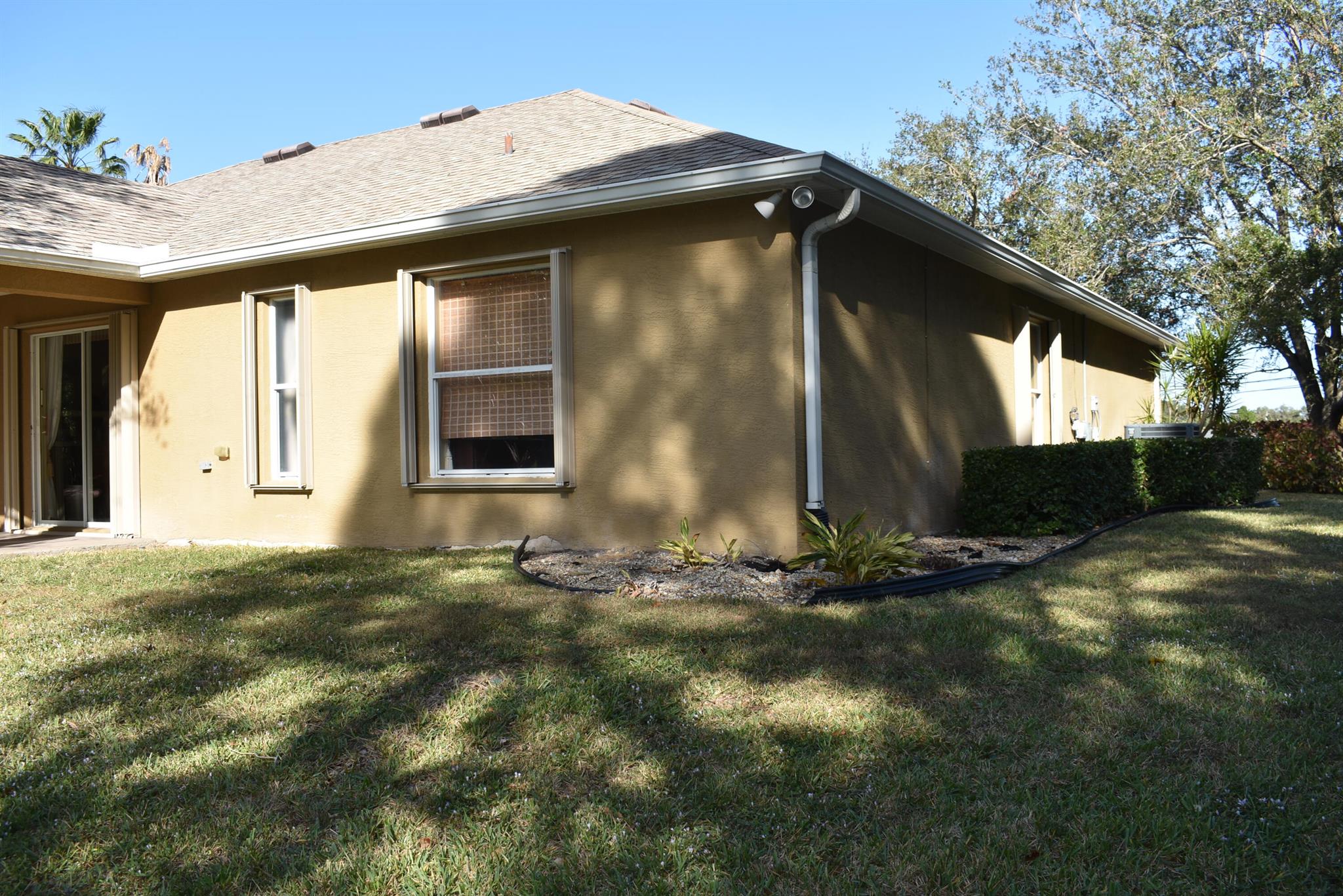 1186 Sw Gatlin Boulevard Property Photo 16