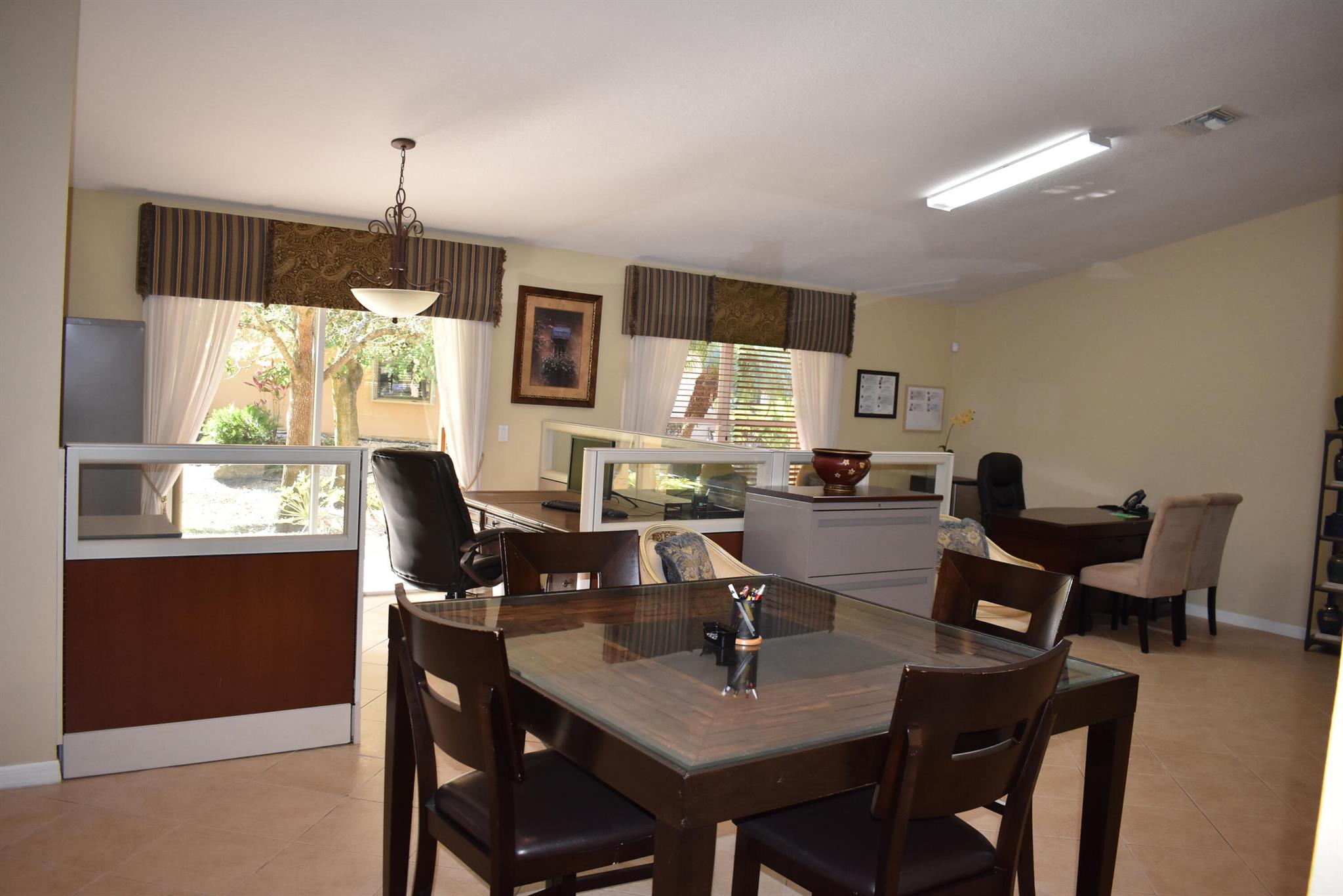 1186 Sw Gatlin Boulevard Property Photo 23