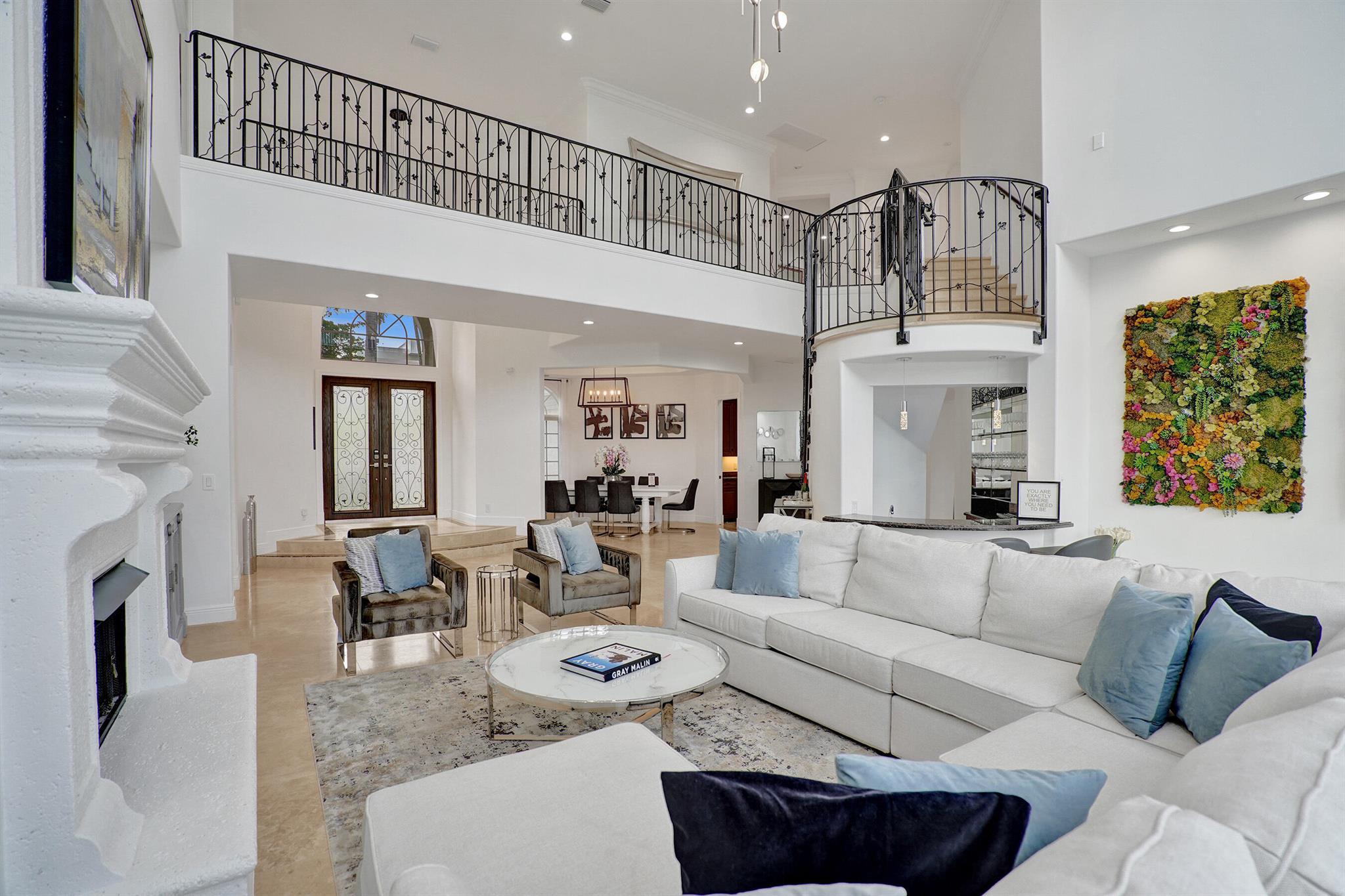 30 Fiesta Way Property Photo 10