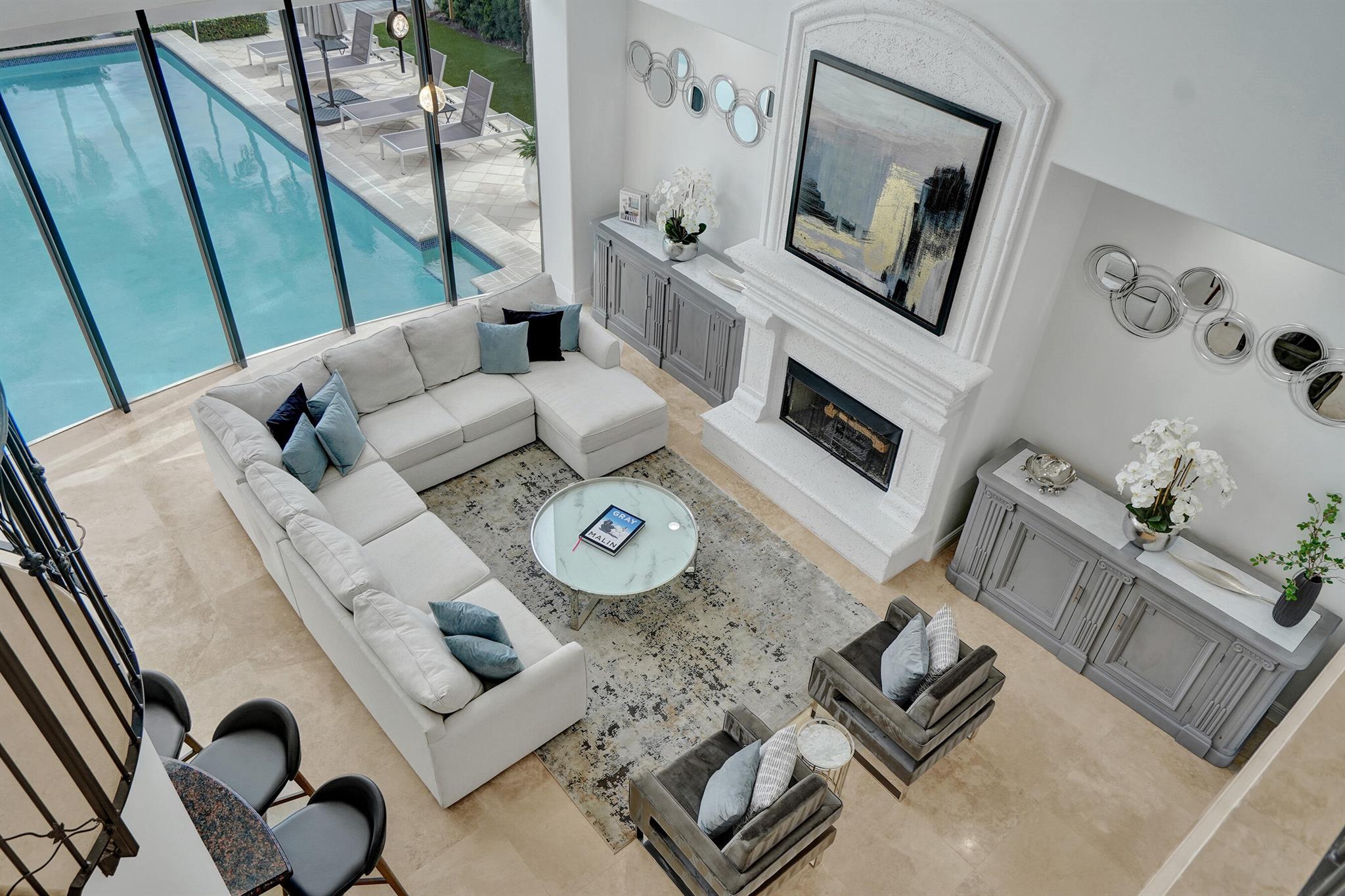 30 Fiesta Way Property Photo 11