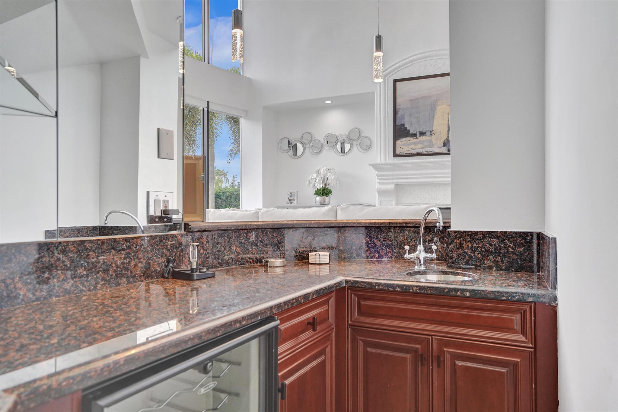 30 Fiesta Way Property Photo 14
