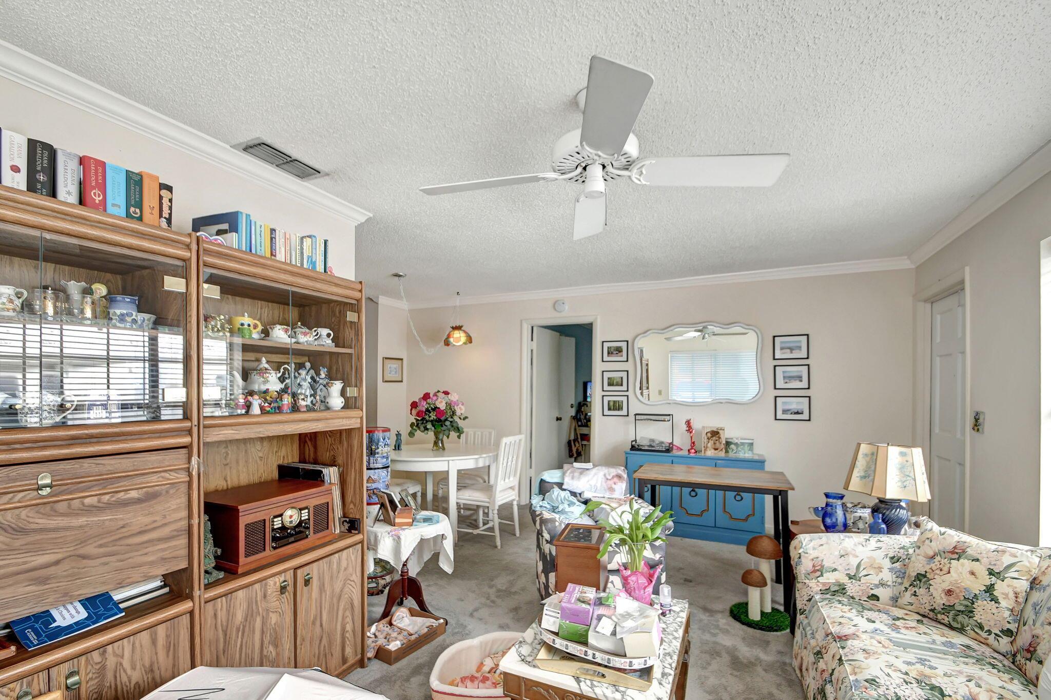 1853 Service Road Property Photo 9