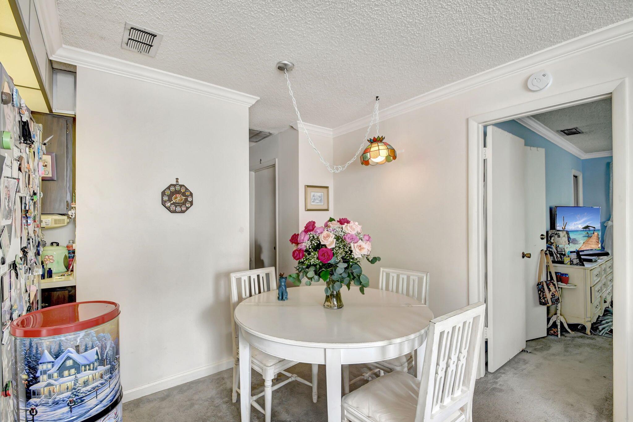 1853 Service Road Property Photo 10