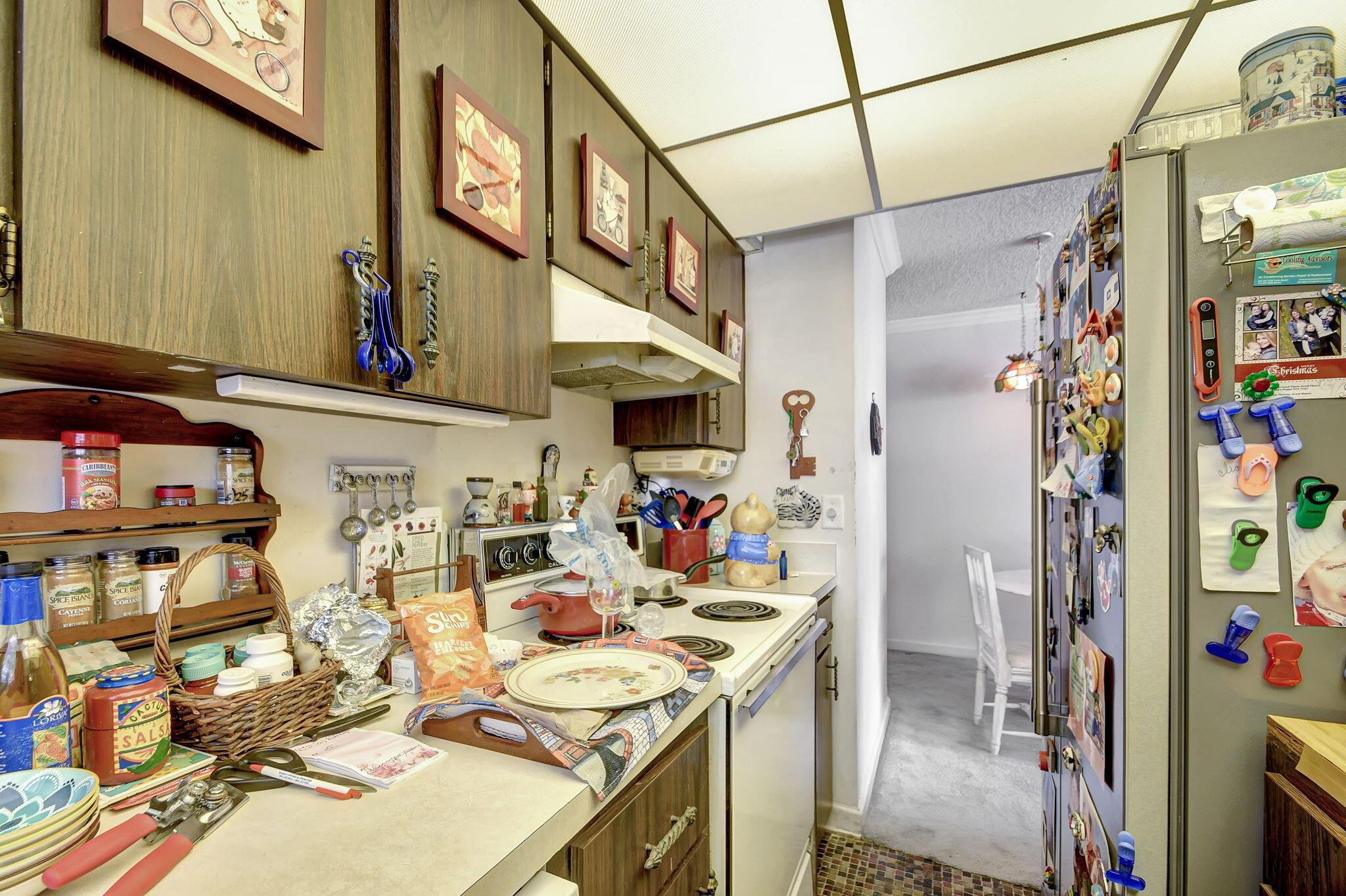 1853 Service Road Property Photo 14