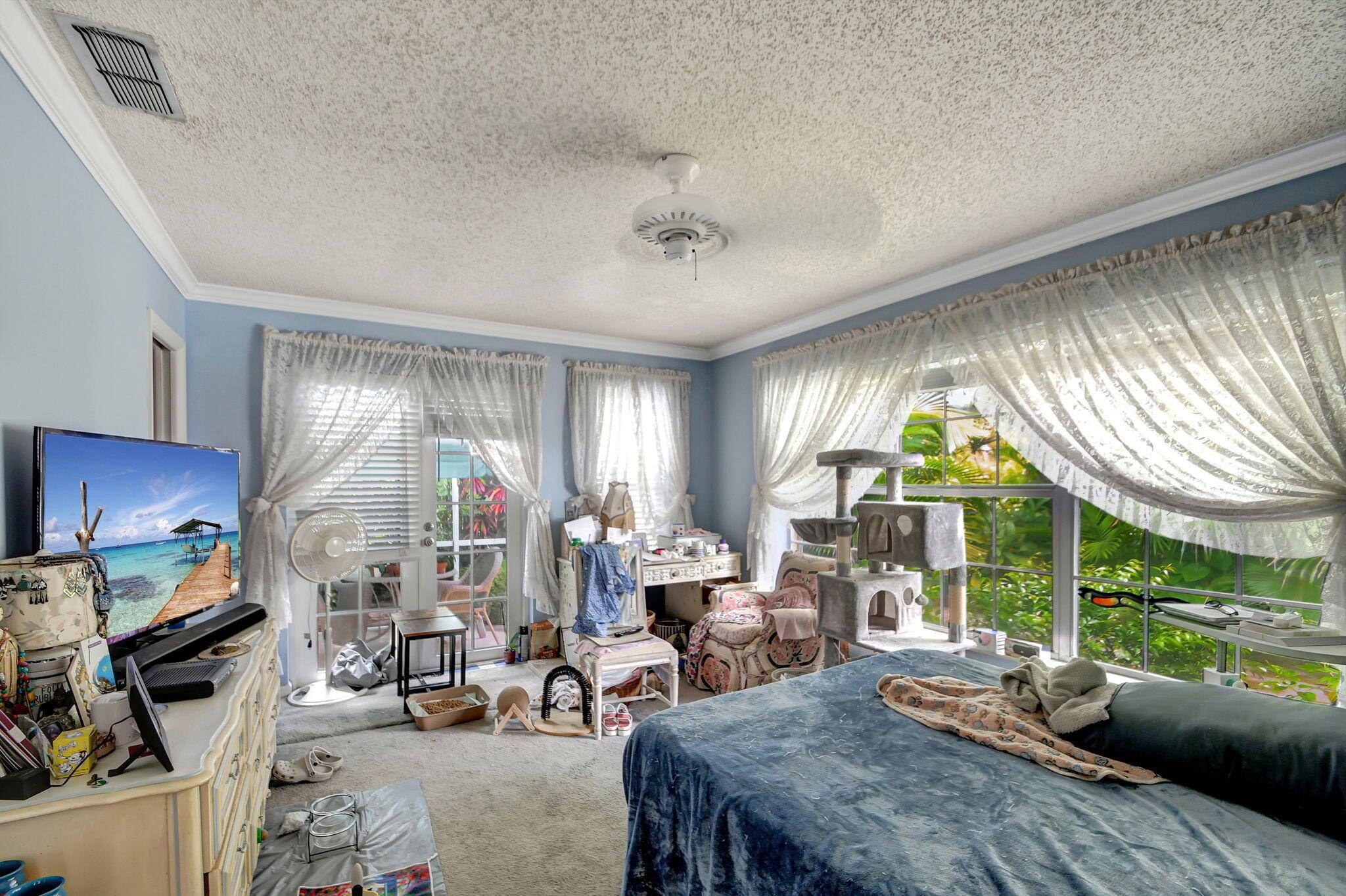 1853 Service Road Property Photo 17