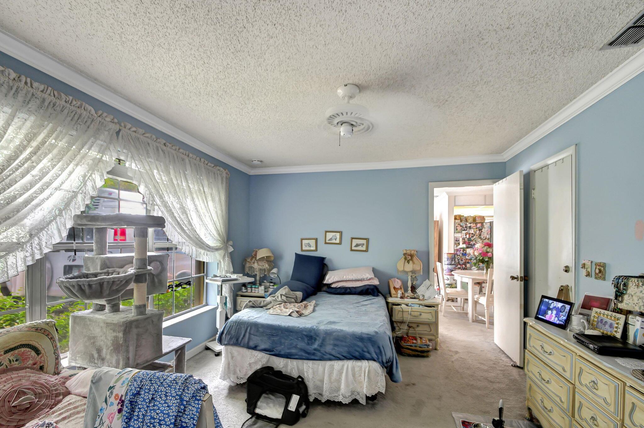 1853 Service Road Property Photo 18