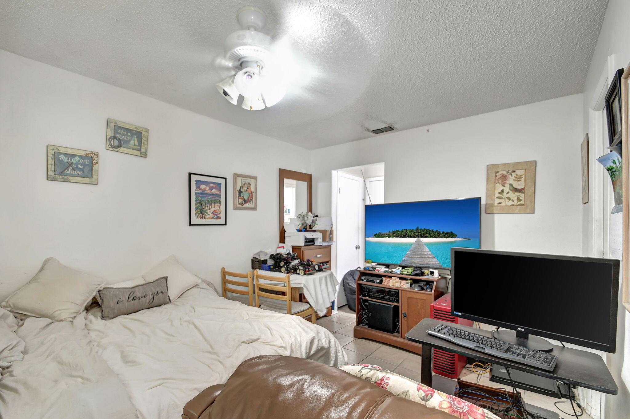 1853 Service Road Property Photo 24