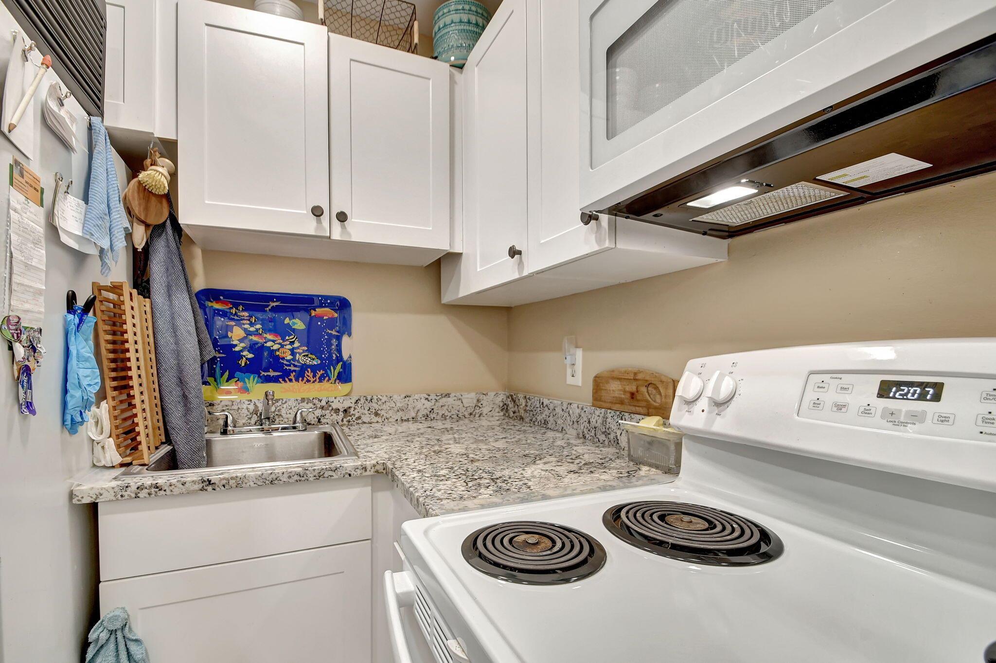 1853 Service Road Property Photo 32