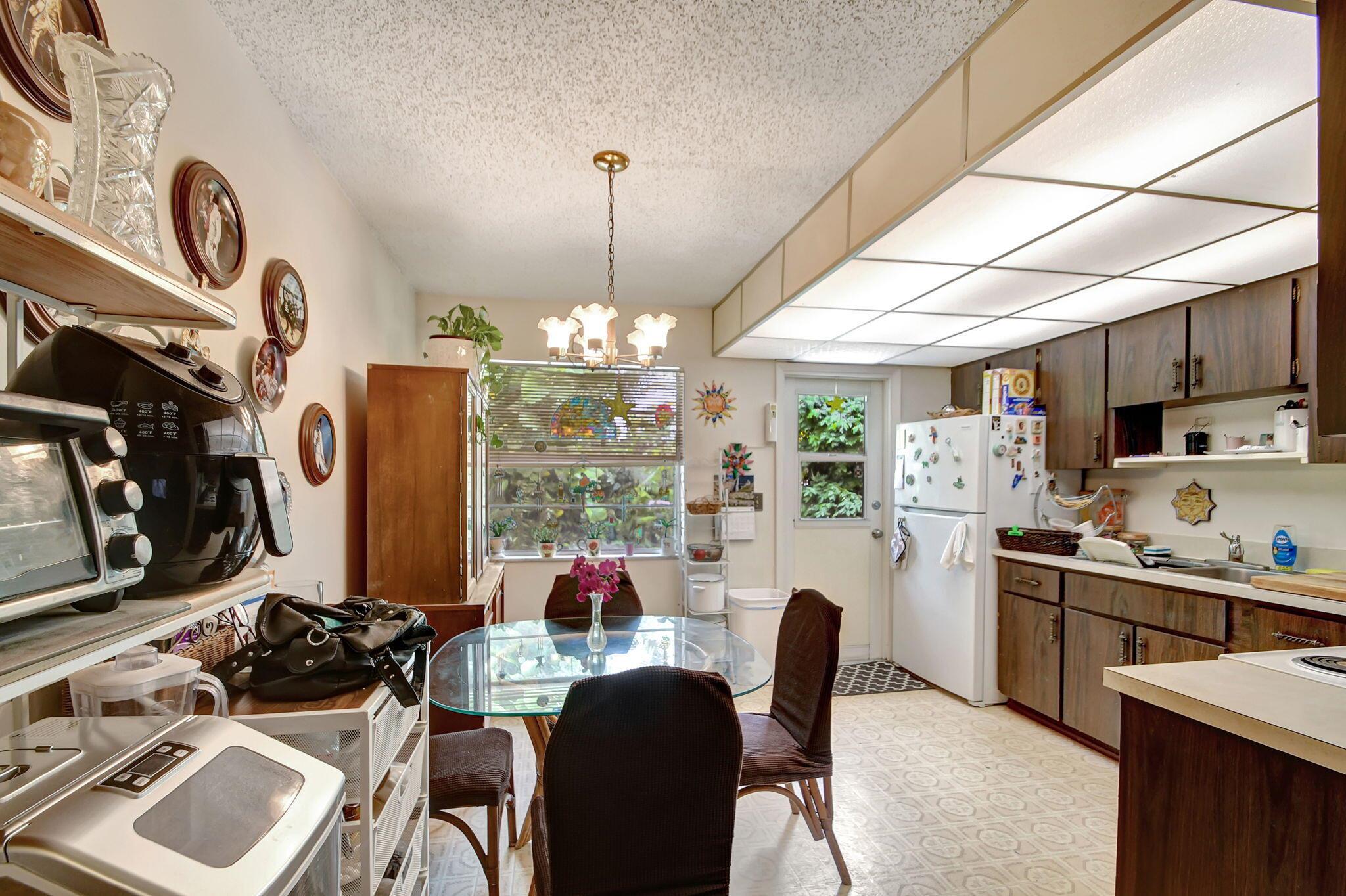 1853 Service Road Property Photo 45