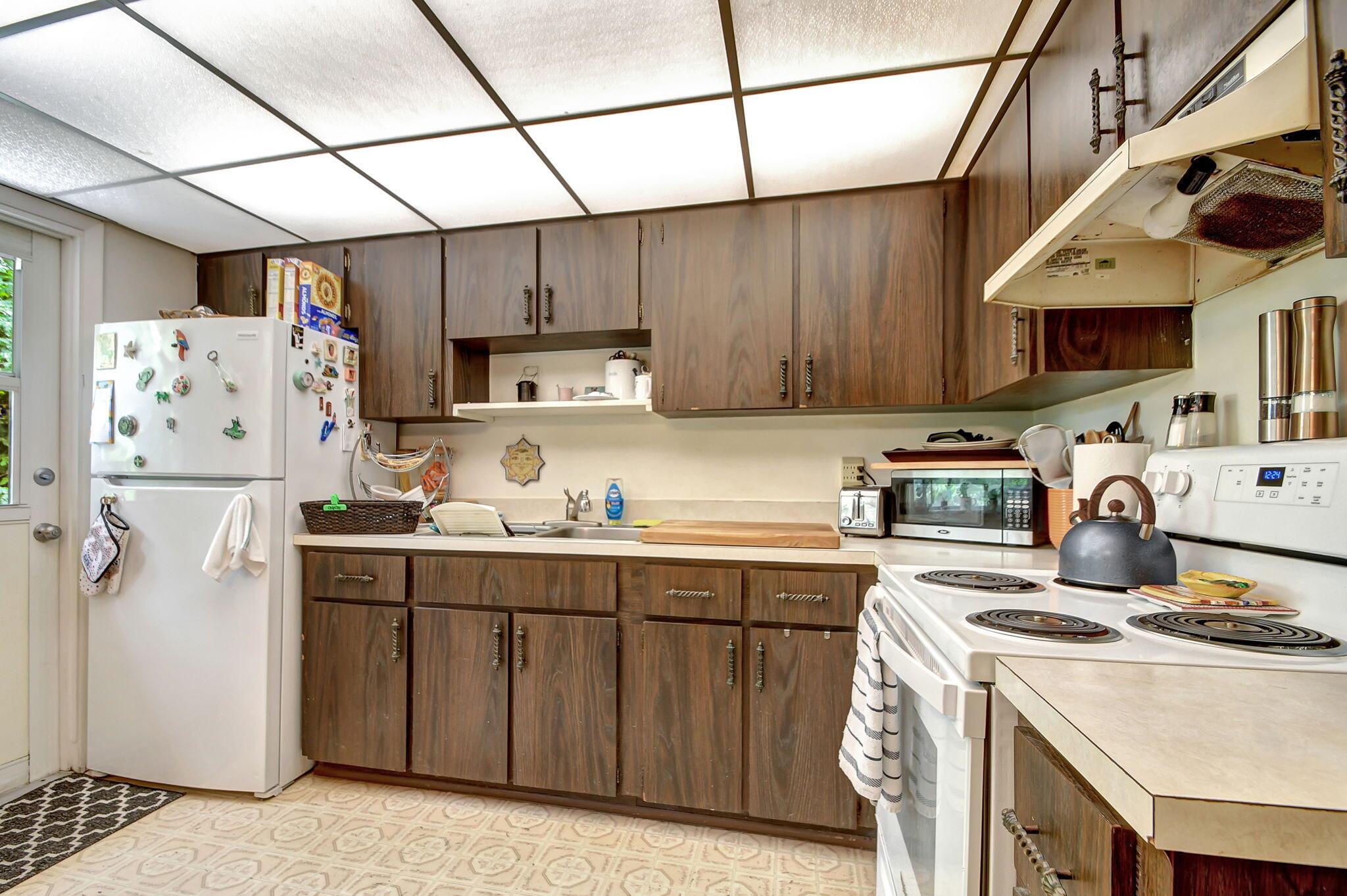 1853 Service Road Property Photo 46