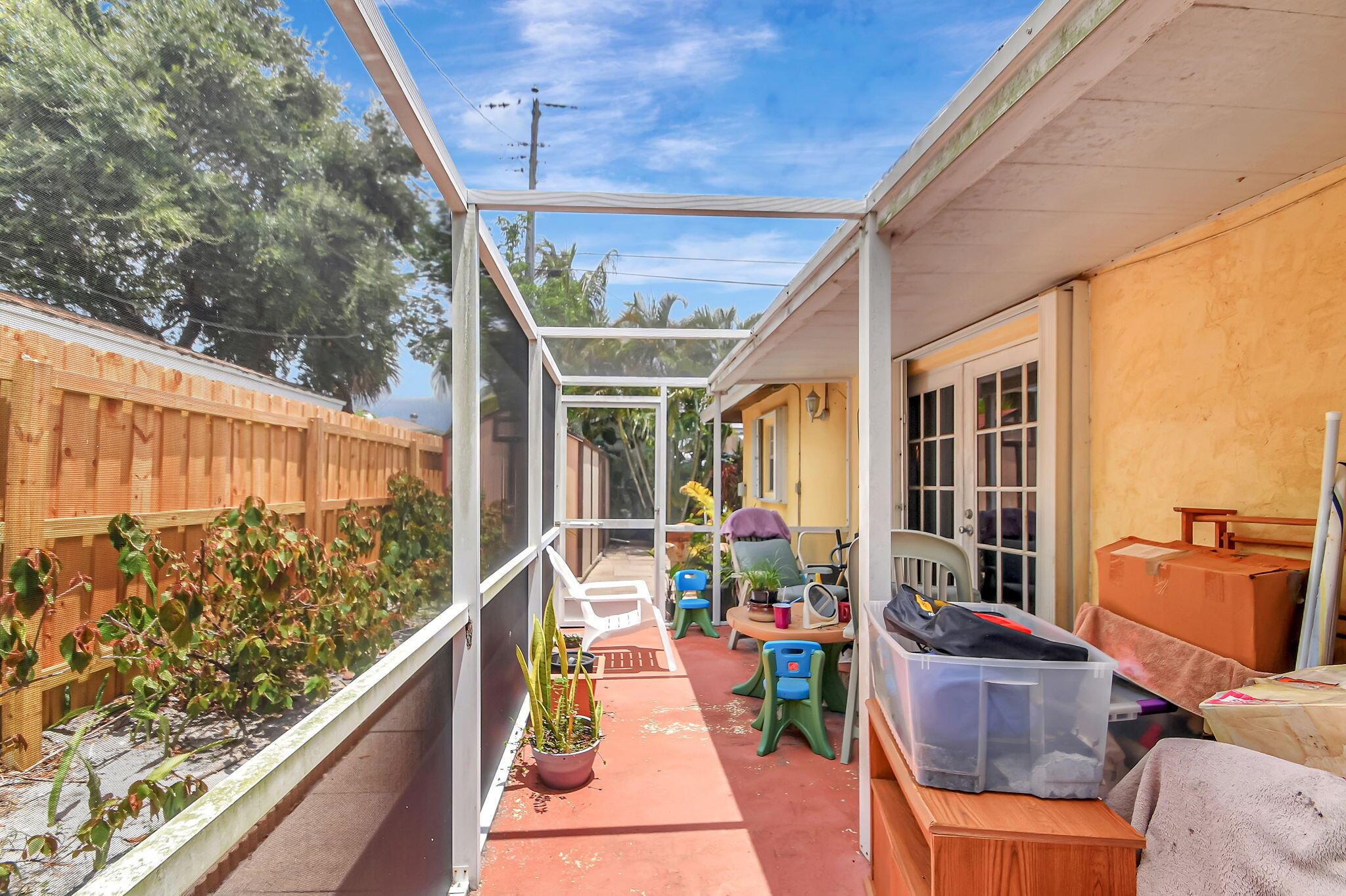 1853 Service Road Property Photo 85